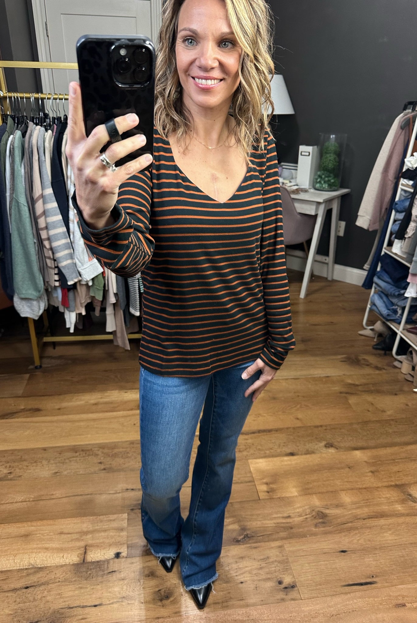 Better Explanation Striped V-Neck Long Sleeve Top - Navy/Rust-Long Sleeves-Skies Are Blue 45496-Anna Kaytes Boutique, Women's Fashion Boutique in Grinnell, Iowa