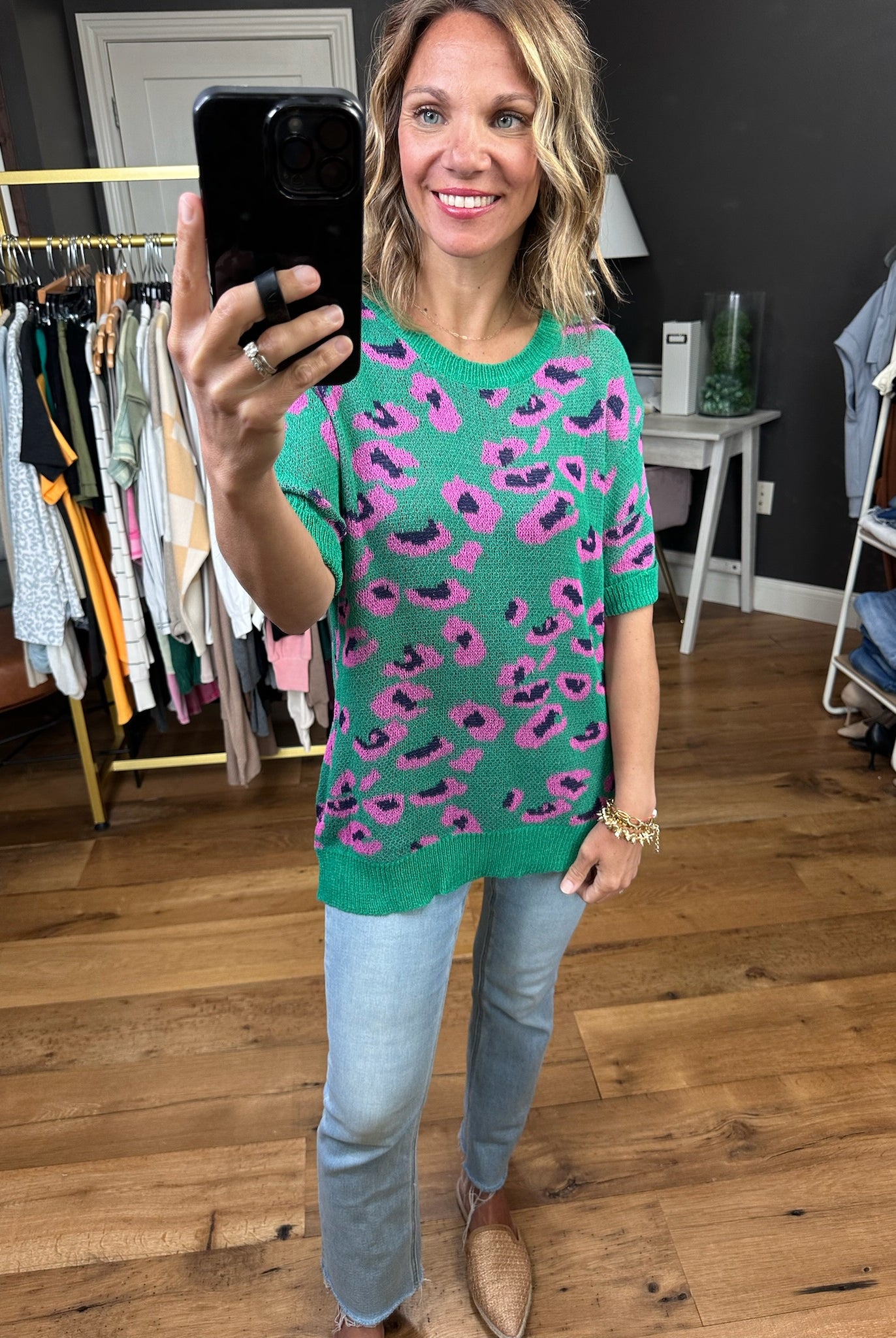My Specialty Short Sleeve Knit - Green-Short Sleeves-Entro-Anna Kaytes Boutique, Women's Fashion Boutique in Grinnell, Iowa