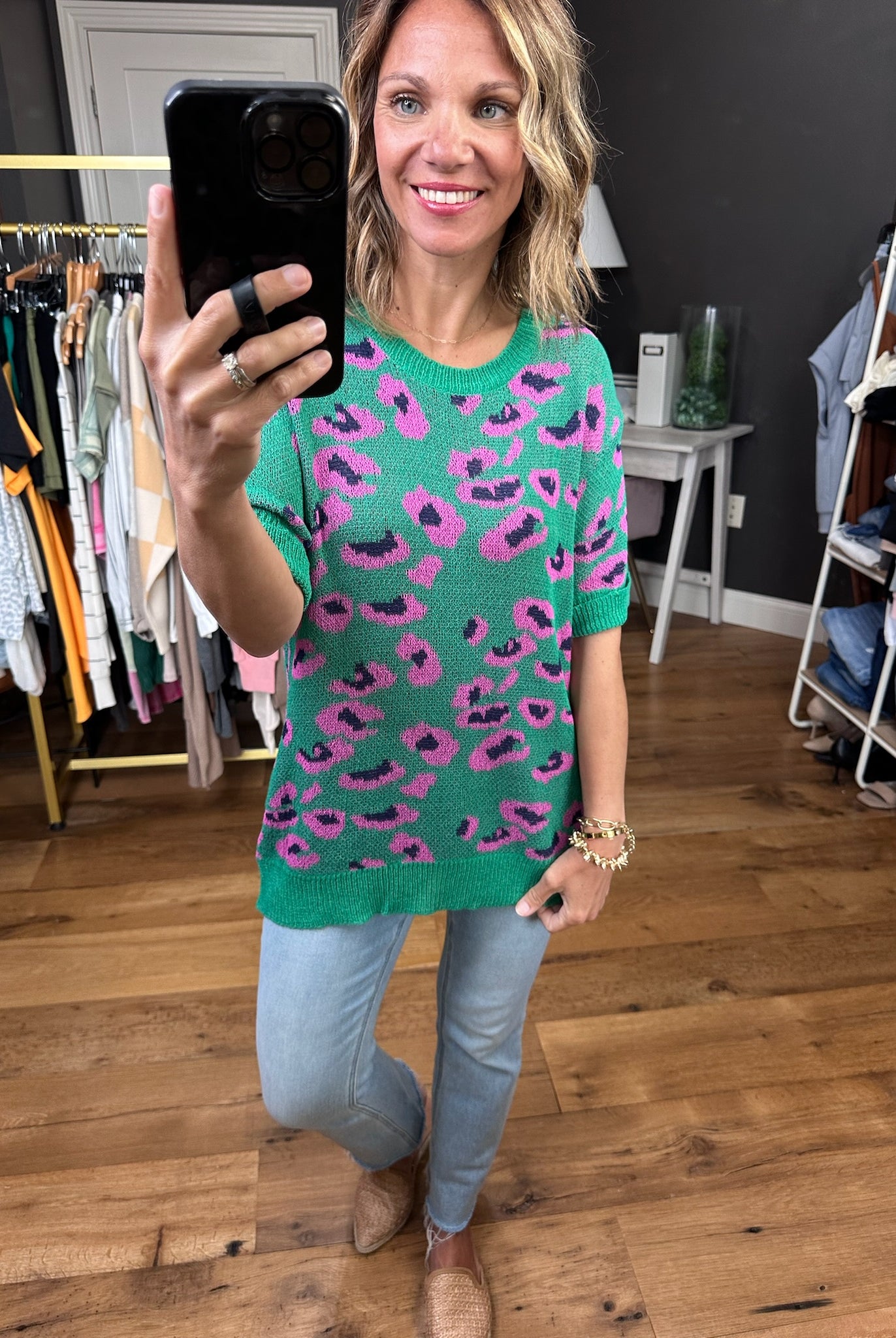 My Specialty Short Sleeve Knit - Green-Short Sleeves-Entro-Anna Kaytes Boutique, Women's Fashion Boutique in Grinnell, Iowa