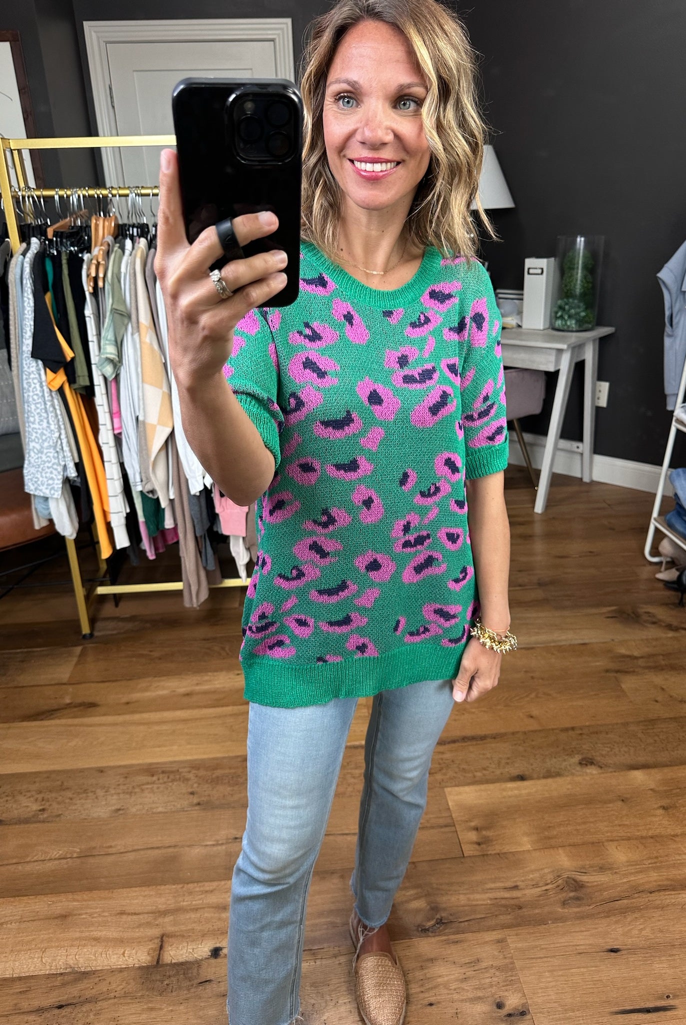 My Specialty Short Sleeve Knit - Green-Short Sleeves-Entro-Anna Kaytes Boutique, Women's Fashion Boutique in Grinnell, Iowa