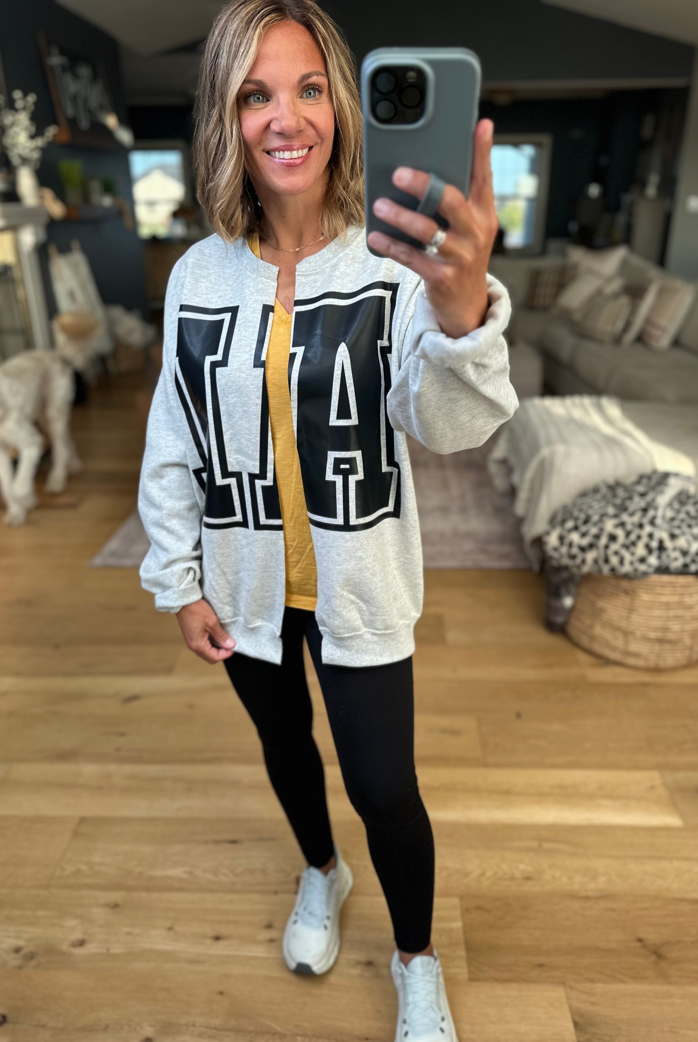 IA Crew Sweatshirt Cardi-Gildan-Anna Kaytes Boutique, Women's Fashion Boutique in Grinnell, Iowa