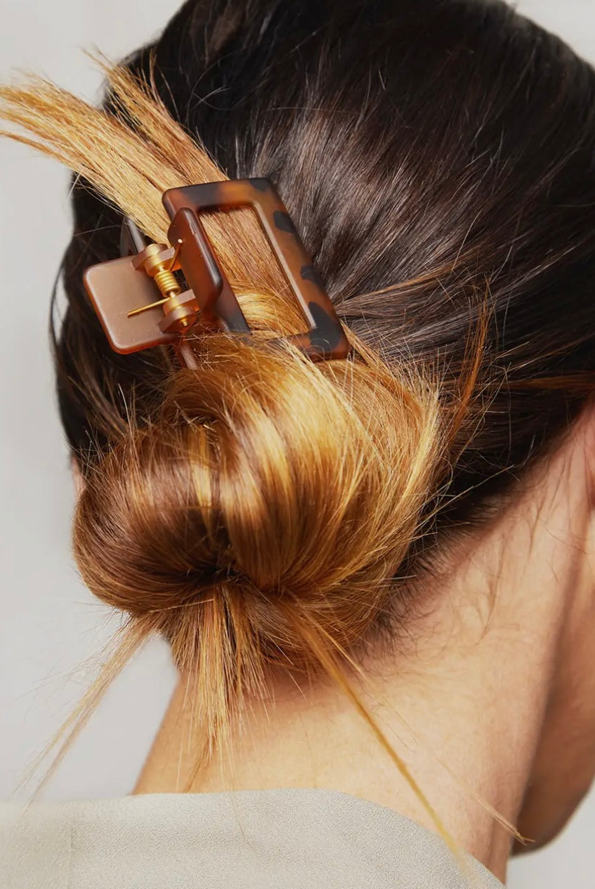 Kitsch Rectangle Open Shape Claw Clip- Black/Tortoise-Hair Accessories-Kitsch 60572-Anna Kaytes Boutique, Women's Fashion Boutique in Grinnell, Iowa