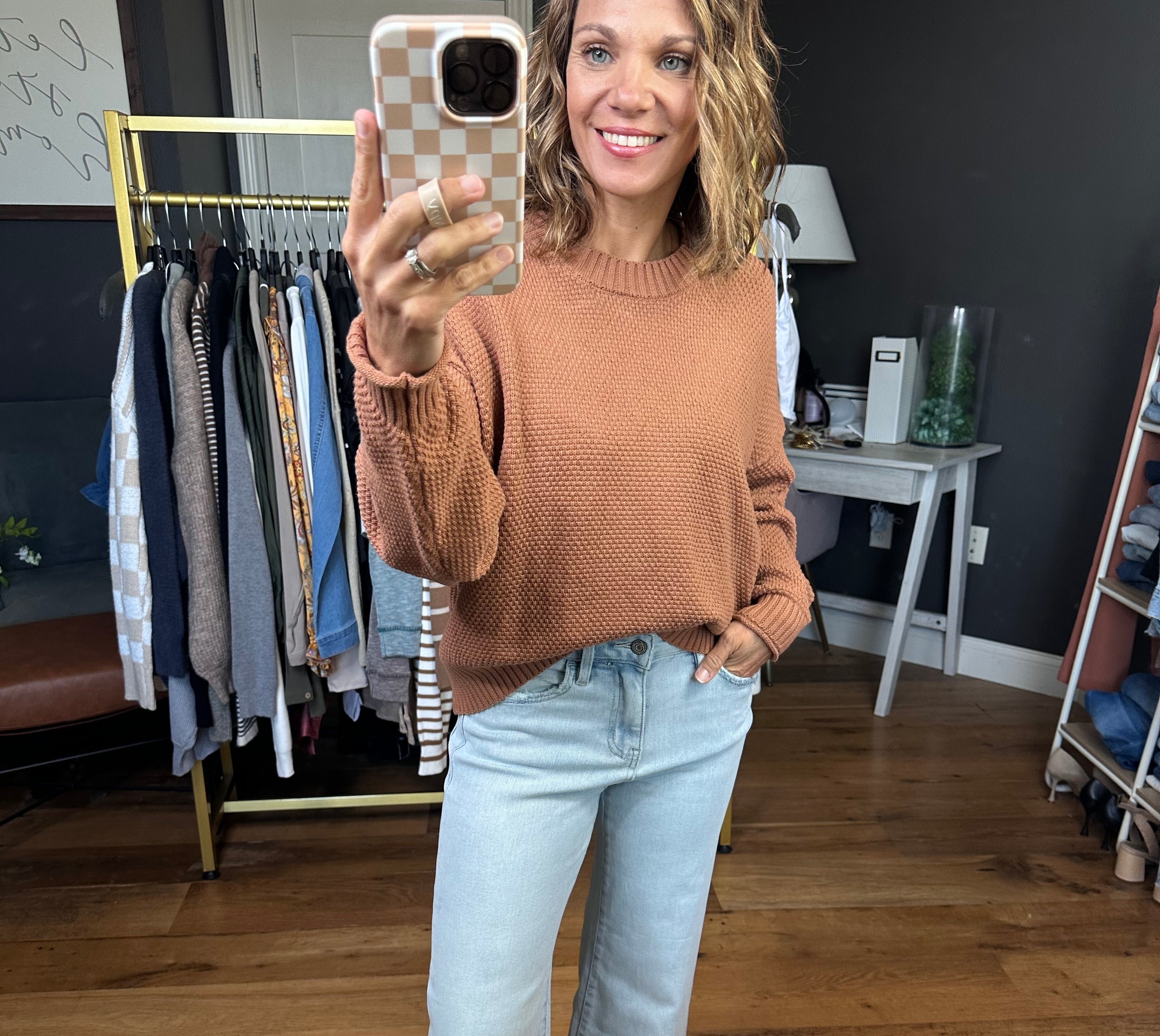 Taylor Mid-Rise Wide Leg Crop with Stretch and Raw Hem-Vervet-Anna Kaytes Boutique, Women's Fashion Boutique in Grinnell, Iowa