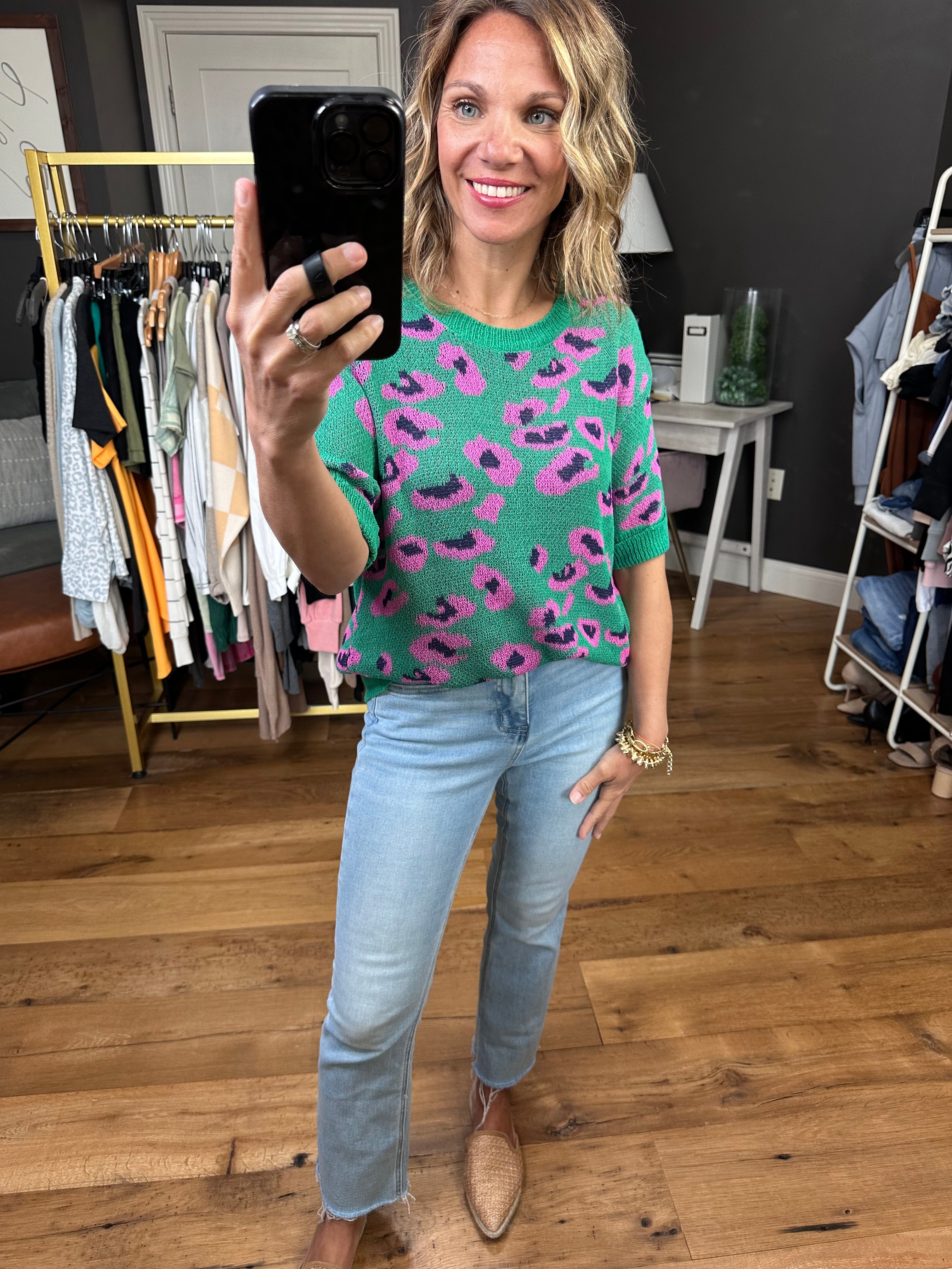 My Specialty Short Sleeve Knit - Green-Short Sleeves-Entro-Anna Kaytes Boutique, Women's Fashion Boutique in Grinnell, Iowa