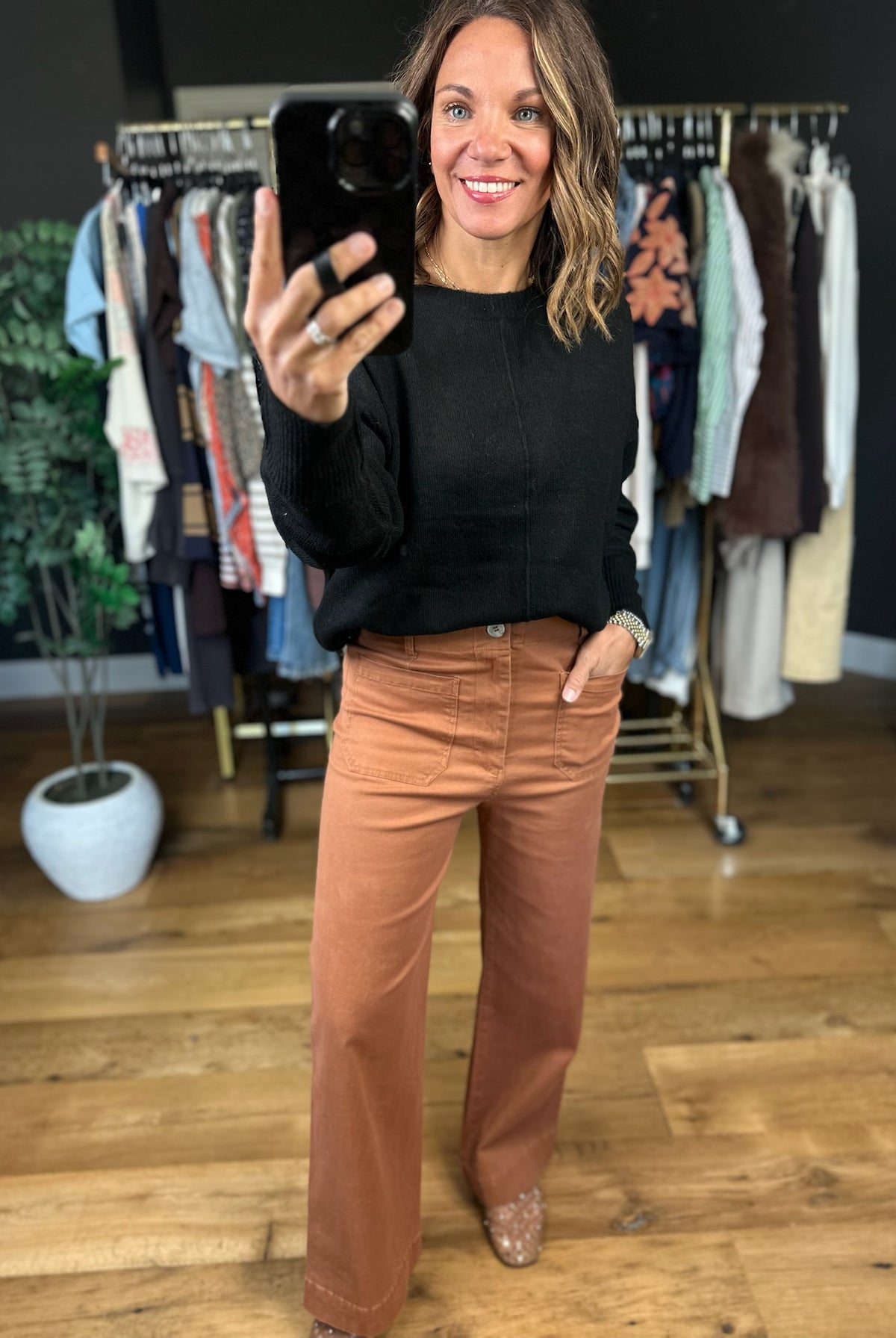 The Danielle Pocket Pant-Pants-She & Sky-Anna Kaytes Boutique, Women's Fashion Boutique in Grinnell, Iowa
