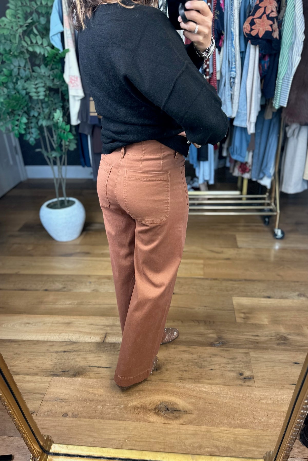 The Danielle Pocket Pant-Pants-She & Sky-Anna Kaytes Boutique, Women's Fashion Boutique in Grinnell, Iowa