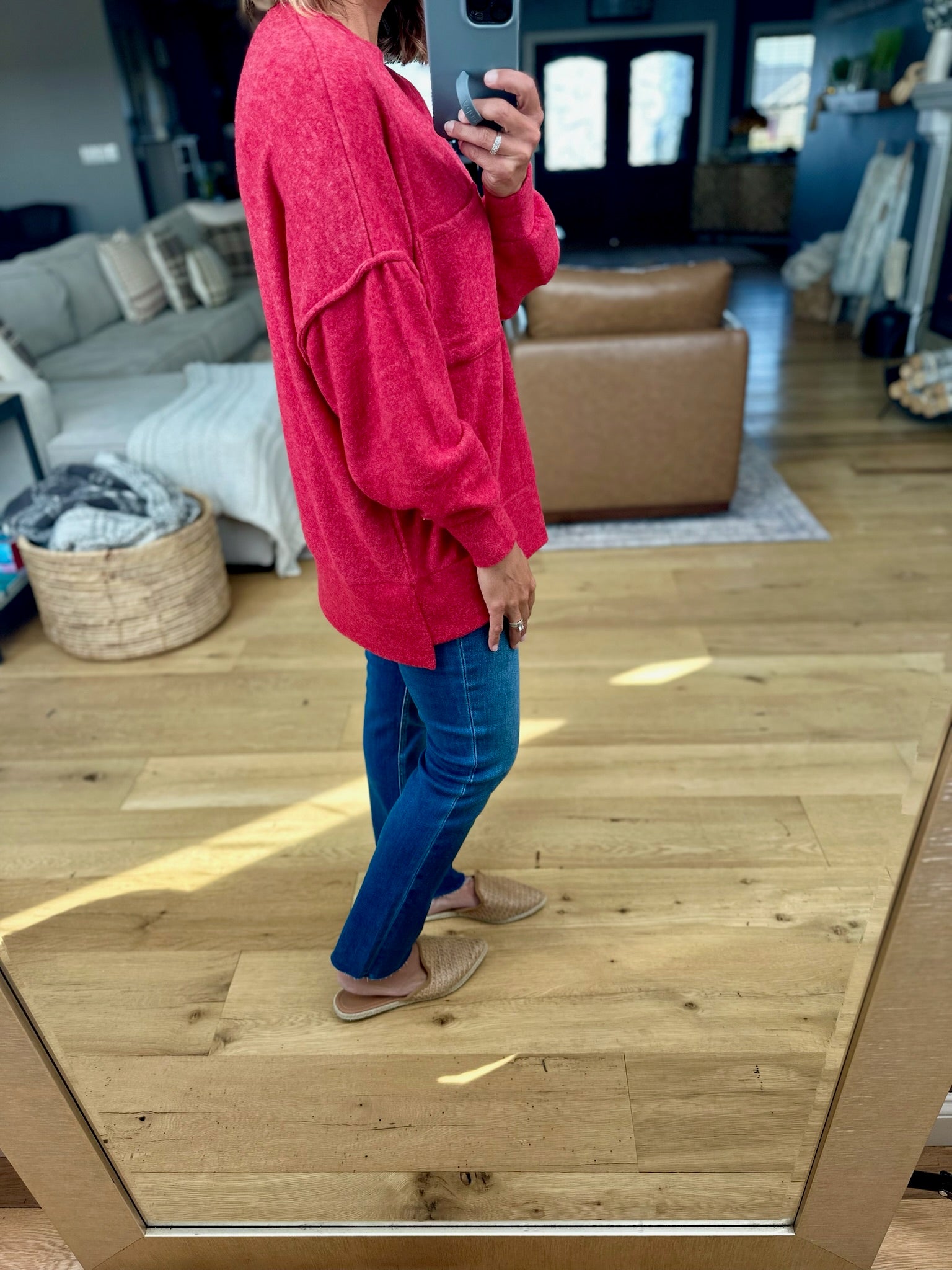 Home Stretch Hi-Low Pocket Top-Zenana-Anna Kaytes Boutique, Women's Fashion Boutique in Grinnell, Iowa