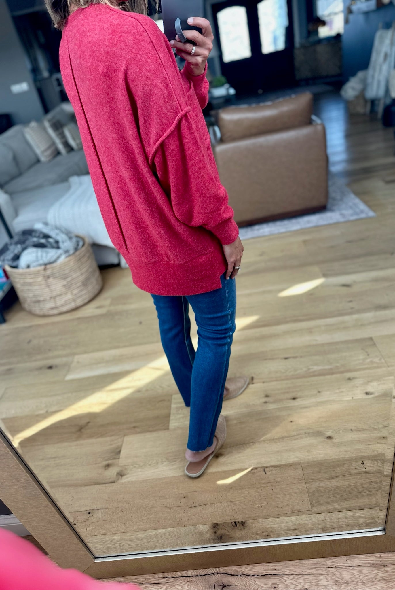 Home Stretch Hi-Low Pocket Top-Zenana-Anna Kaytes Boutique, Women's Fashion Boutique in Grinnell, Iowa