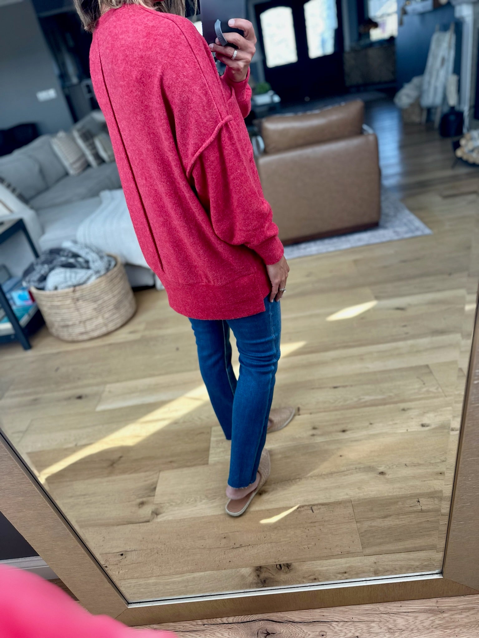 Home Stretch Hi-Low Pocket Top-Zenana-Anna Kaytes Boutique, Women's Fashion Boutique in Grinnell, Iowa