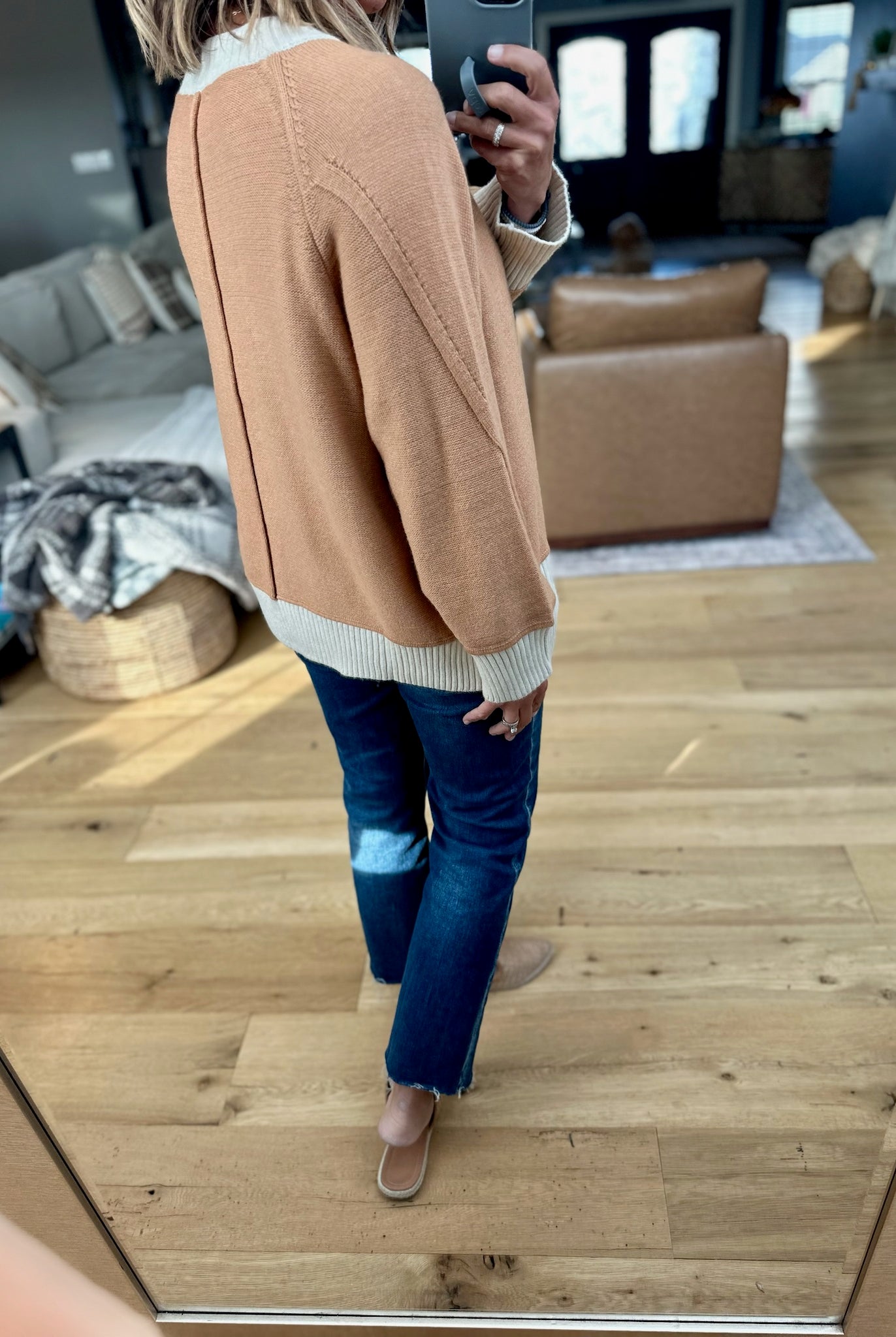 My Favorite Look Colorblock Sweater-Entro-Anna Kaytes Boutique, Women's Fashion Boutique in Grinnell, Iowa