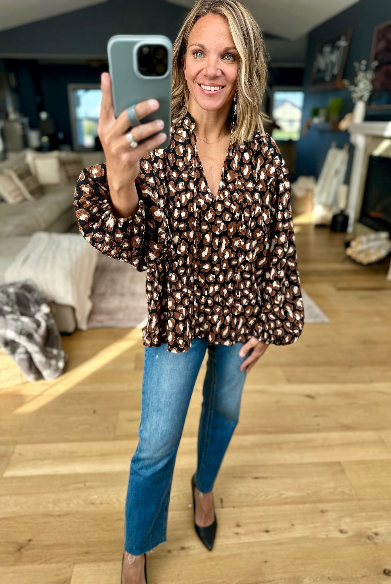 Coming This Way Patterned Pleated Top-Anniewear-Anna Kaytes Boutique, Women's Fashion Boutique in Grinnell, Iowa