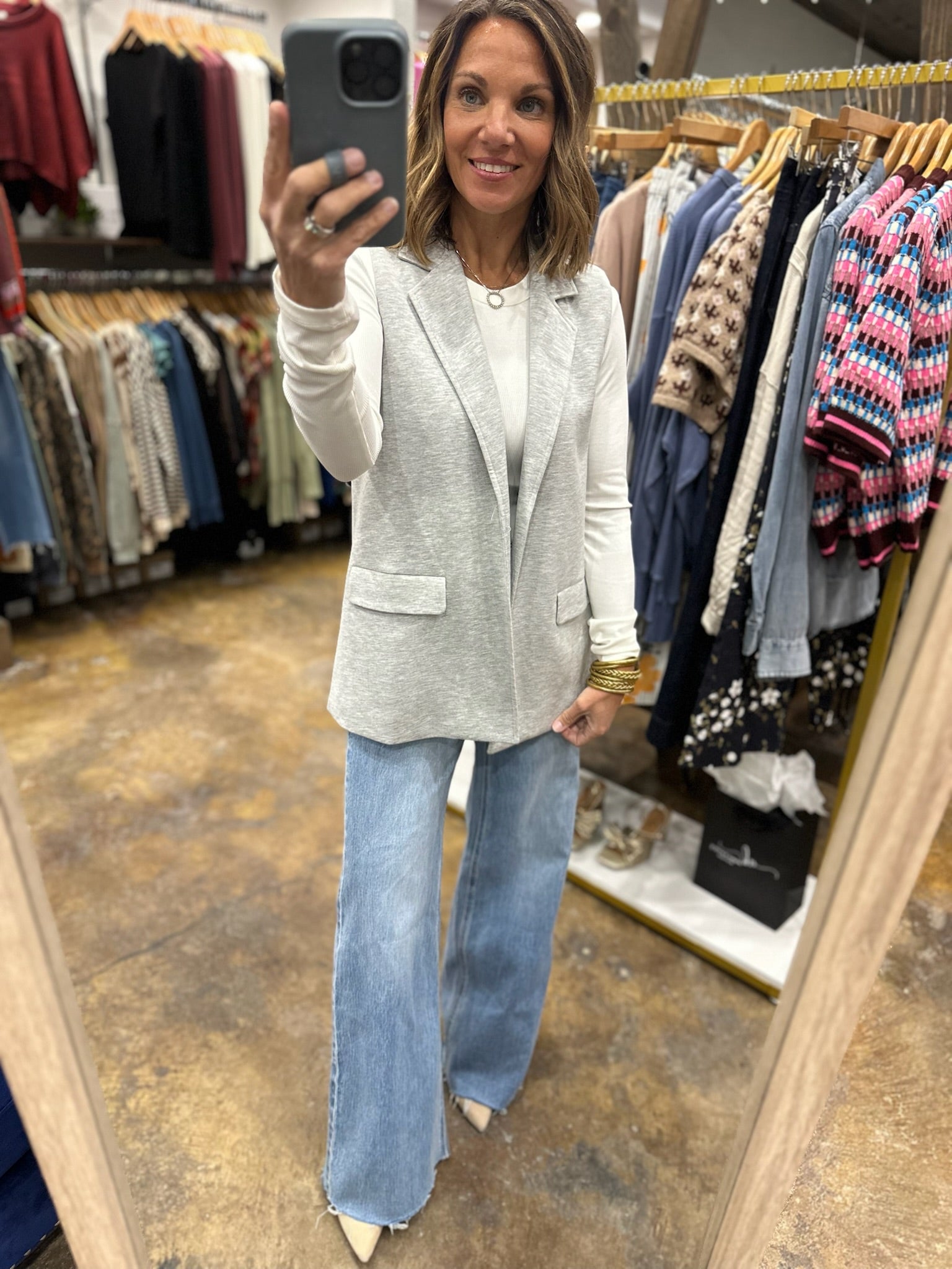 Look Ahead Pocket Vest-Vests-Doe & Rae-Anna Kaytes Boutique, Women's Fashion Boutique in Grinnell, Iowa