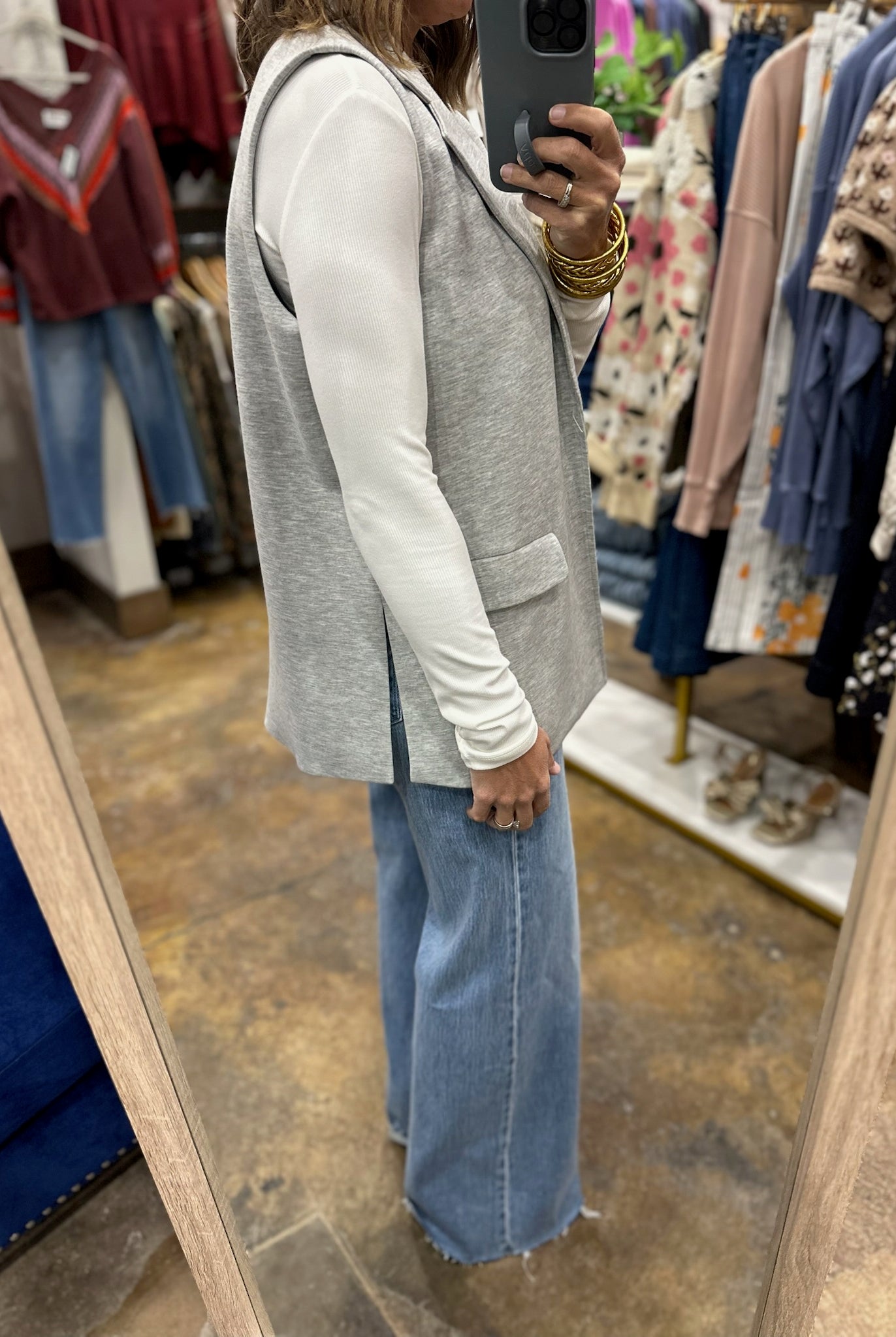 Look Ahead Pocket Vest-Vests-Doe & Rae-Anna Kaytes Boutique, Women's Fashion Boutique in Grinnell, Iowa