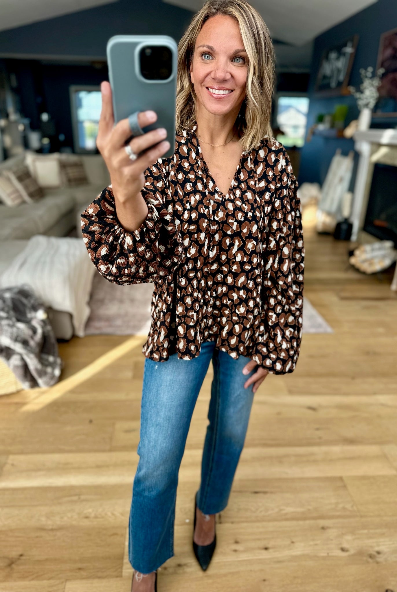 Coming This Way Patterned Pleated Top-Anniewear-Anna Kaytes Boutique, Women's Fashion Boutique in Grinnell, Iowa