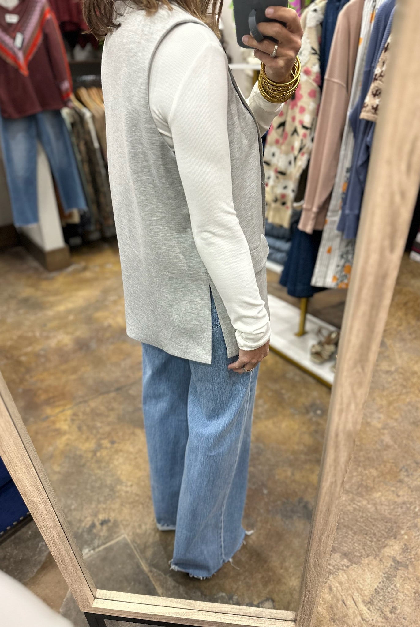 Look Ahead Pocket Vest-Vests-Doe & Rae-Anna Kaytes Boutique, Women's Fashion Boutique in Grinnell, Iowa