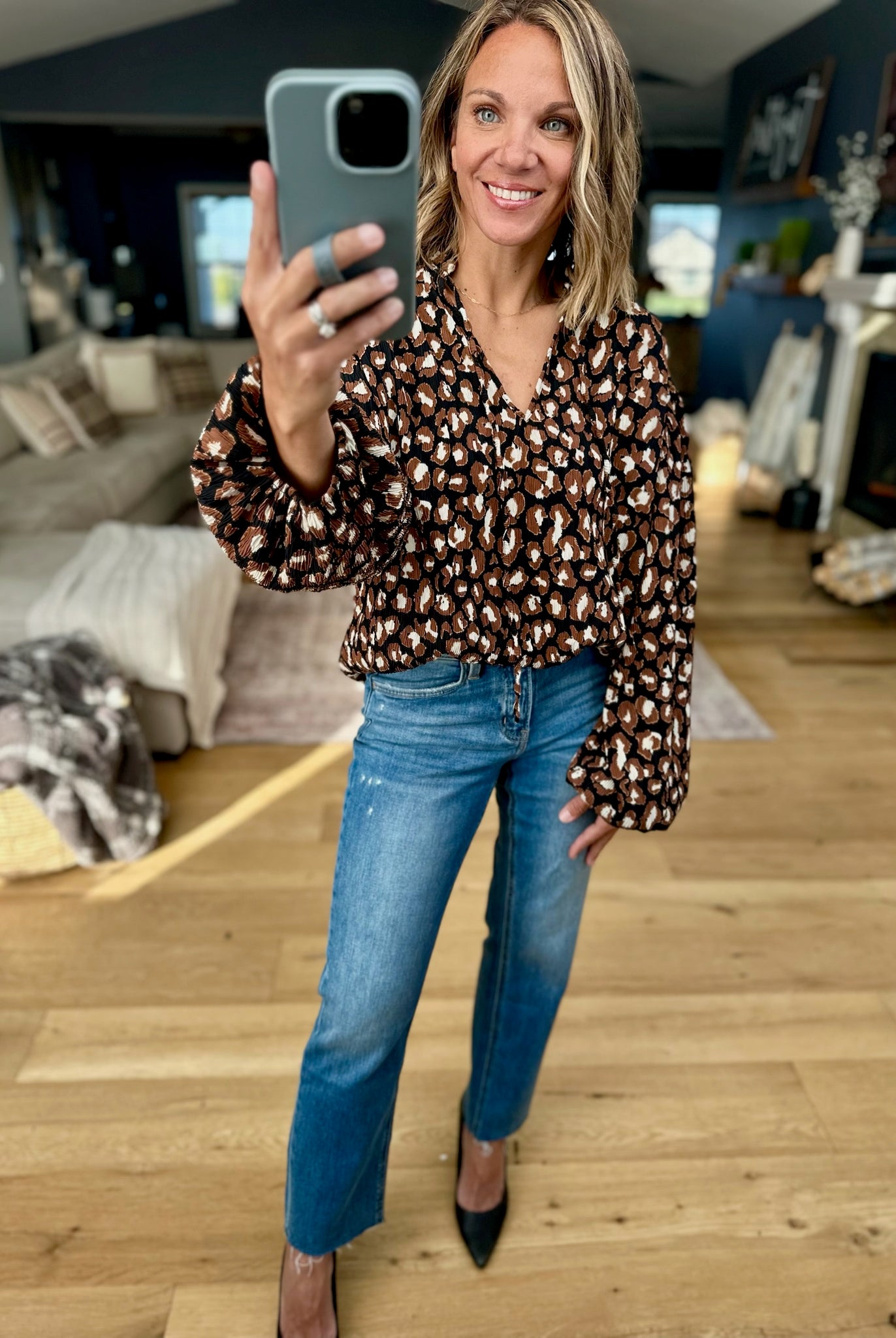 Coming This Way Patterned Pleated Top-Anniewear-Anna Kaytes Boutique, Women's Fashion Boutique in Grinnell, Iowa