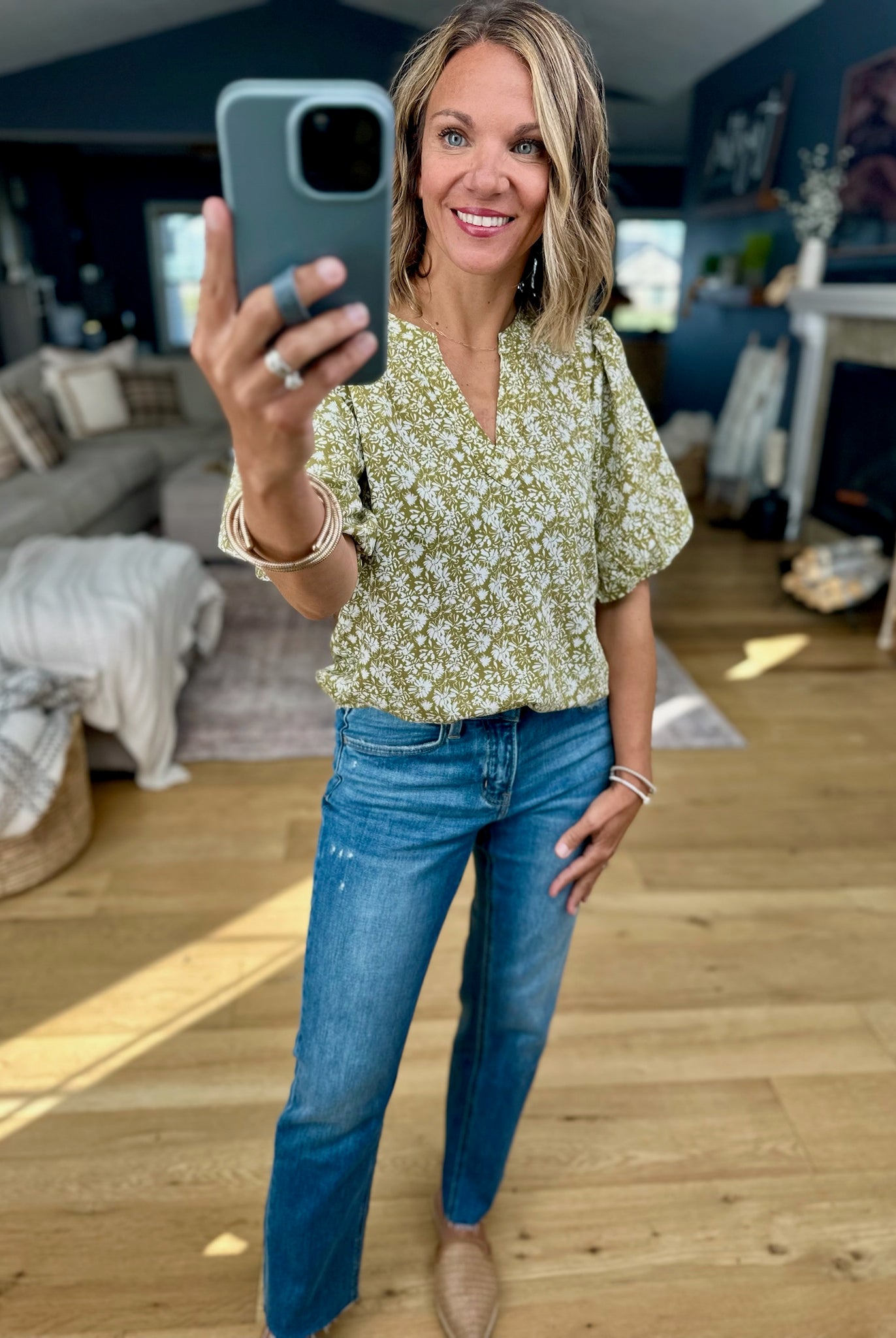 Warmth Of Wildflowers Floral Top-Anniewear-Anna Kaytes Boutique, Women's Fashion Boutique in Grinnell, Iowa
