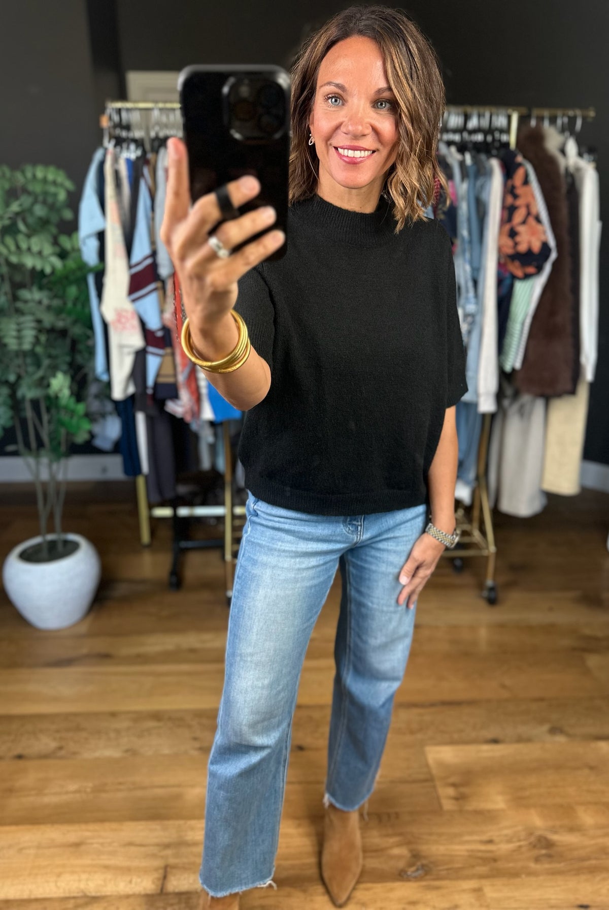 On The Record Knit Top-Short Sleeves-Blu Pepper-Anna Kaytes Boutique, Women's Fashion Boutique in Grinnell, Iowa