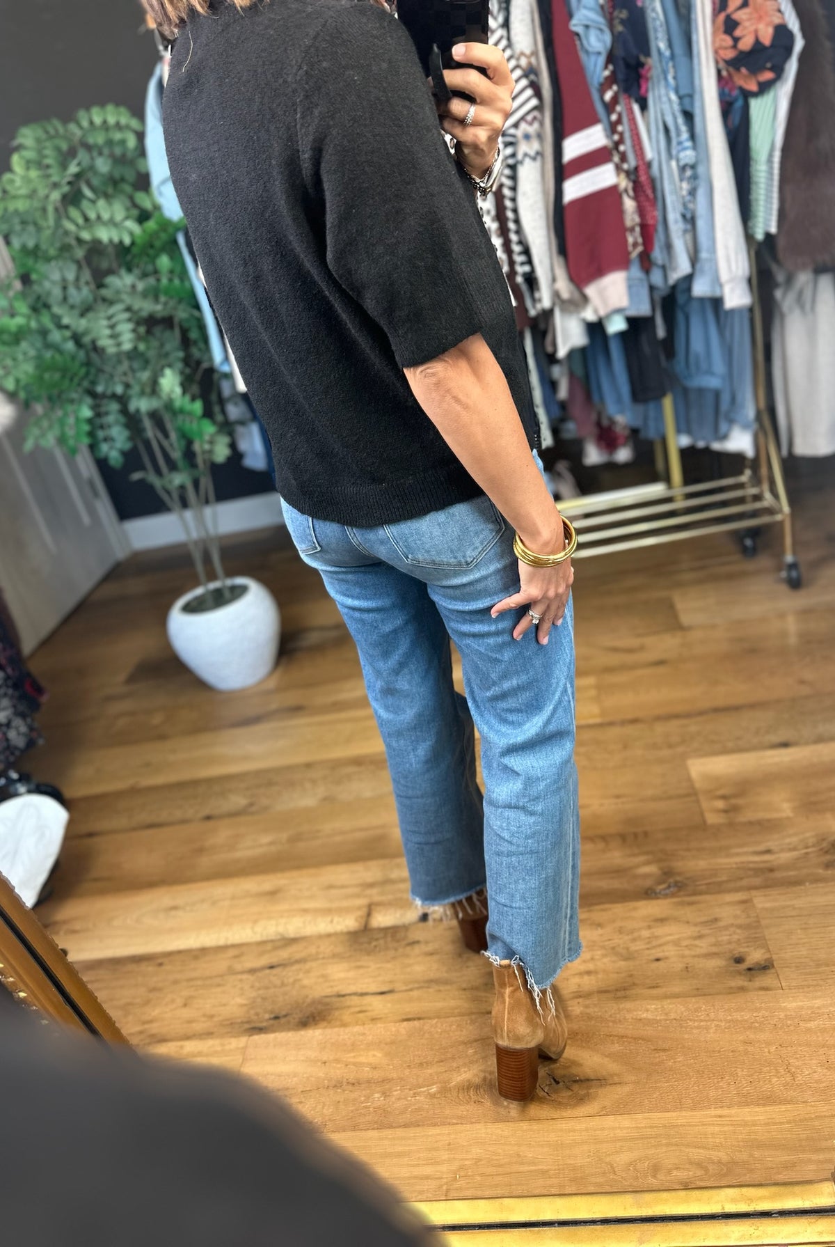 On The Record Knit Top-Short Sleeves-Blu Pepper-Anna Kaytes Boutique, Women's Fashion Boutique in Grinnell, Iowa