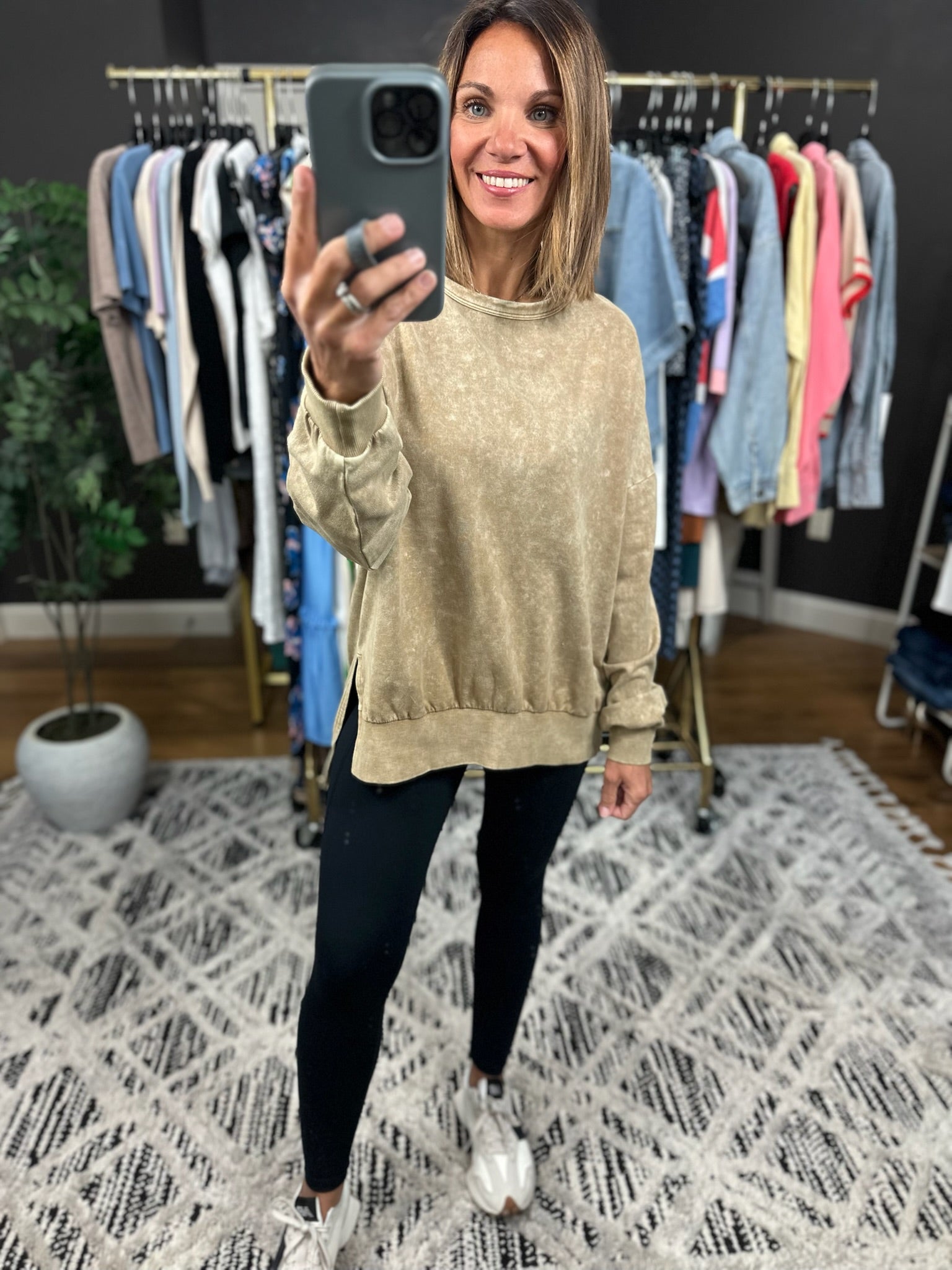 Right Away Washed Crew Sweatshirt-sweaters-Blu Pepper-Anna Kaytes Boutique, Women's Fashion Boutique in Grinnell, Iowa