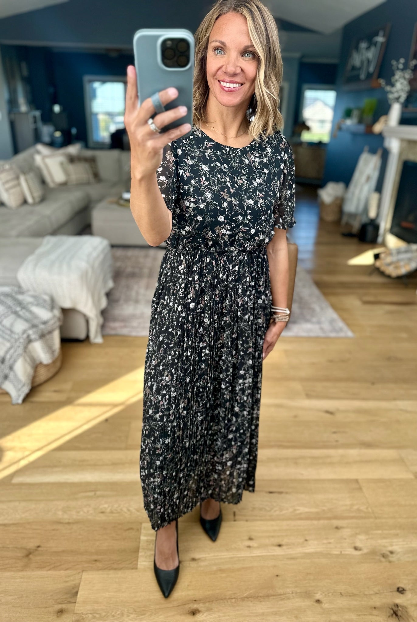 Looking Back Pleated Floral Dress-Hayden-Anna Kaytes Boutique, Women's Fashion Boutique in Grinnell, Iowa