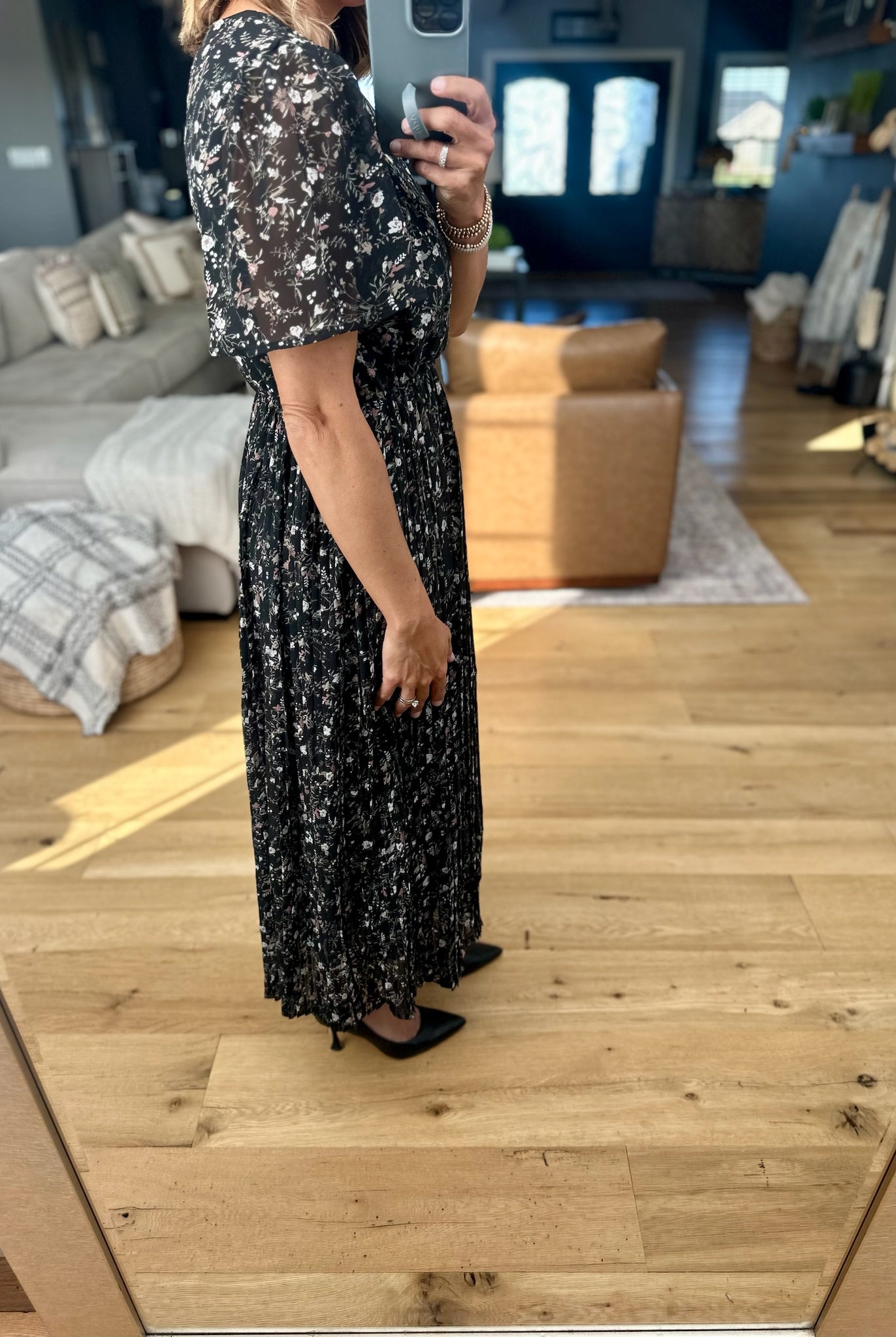 Looking Back Pleated Floral Dress-Hayden-Anna Kaytes Boutique, Women's Fashion Boutique in Grinnell, Iowa