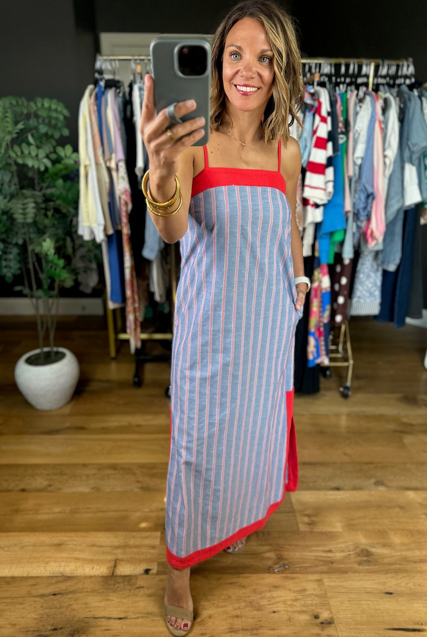 In Your Honor Pocket Linen Dress-Dresses-Entro-Anna Kaytes Boutique, Women's Fashion Boutique in Grinnell, Iowa