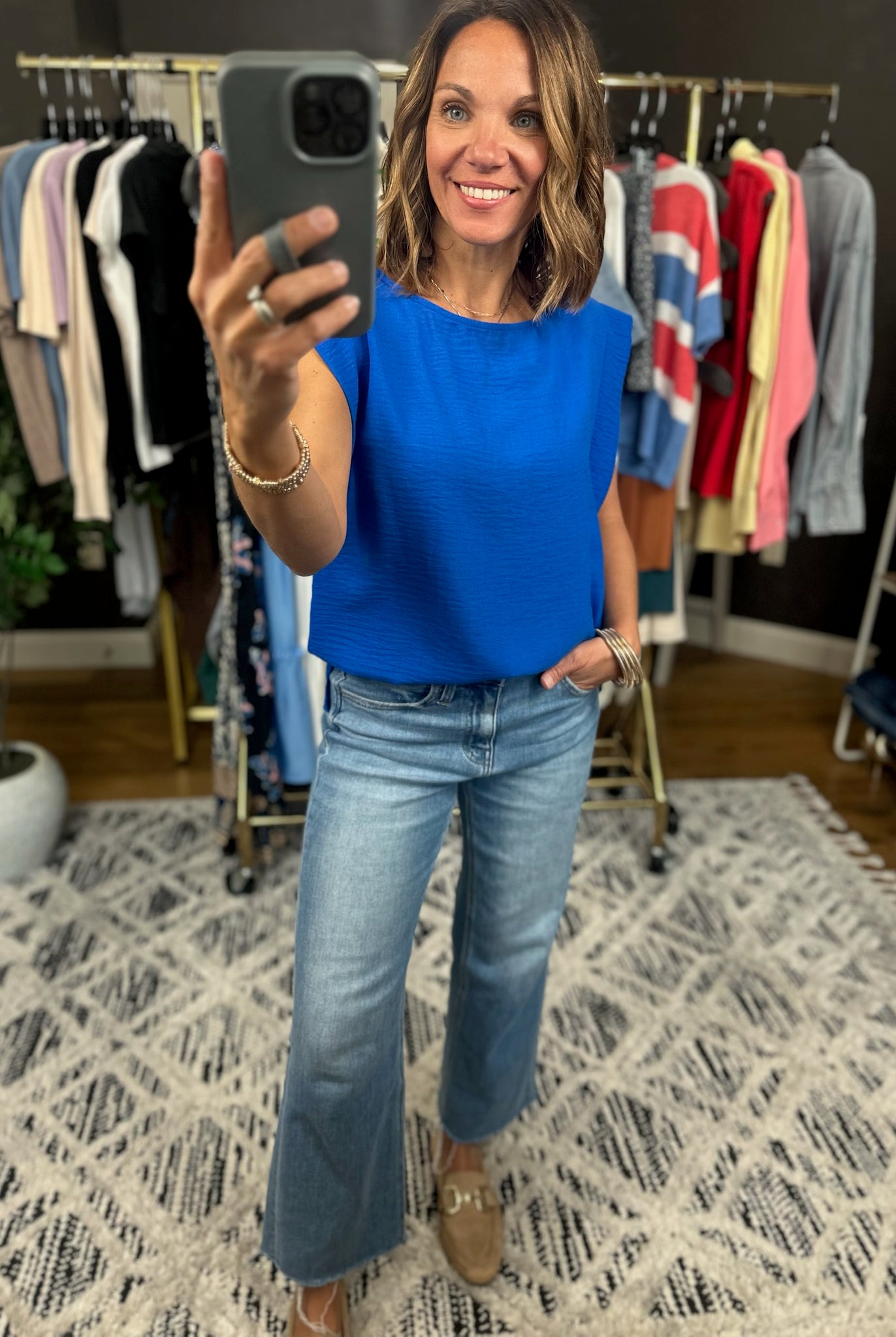 In The Right Place Drop-Shoulder Top-Short Sleeves-Les Amis-Anna Kaytes Boutique, Women's Fashion Boutique in Grinnell, Iowa