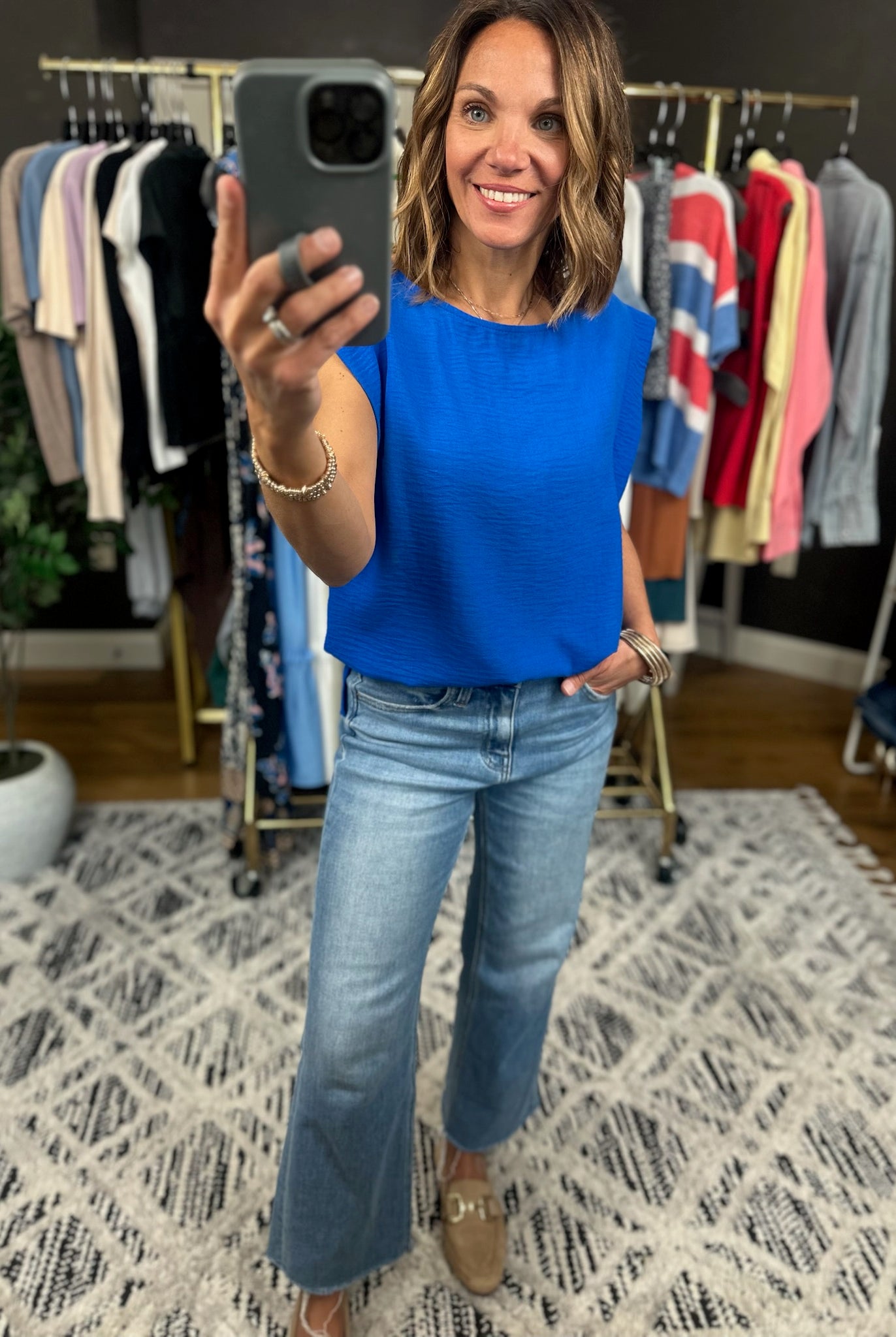 In The Right Place Drop-Shoulder Top-Short Sleeves-Les Amis-Anna Kaytes Boutique, Women's Fashion Boutique in Grinnell, Iowa