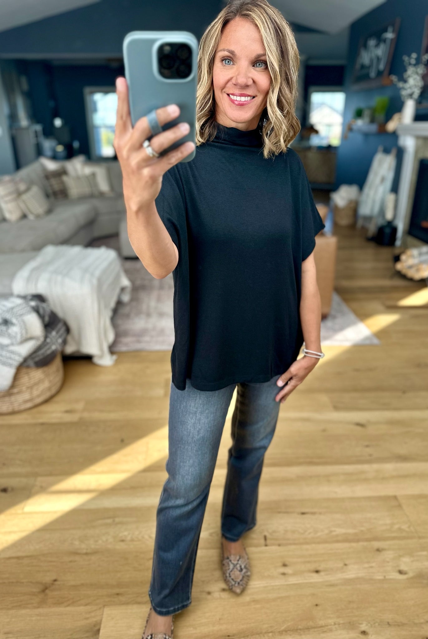 All The Possibilities Mock-Neck Top-Entro-Anna Kaytes Boutique, Women's Fashion Boutique in Grinnell, Iowa