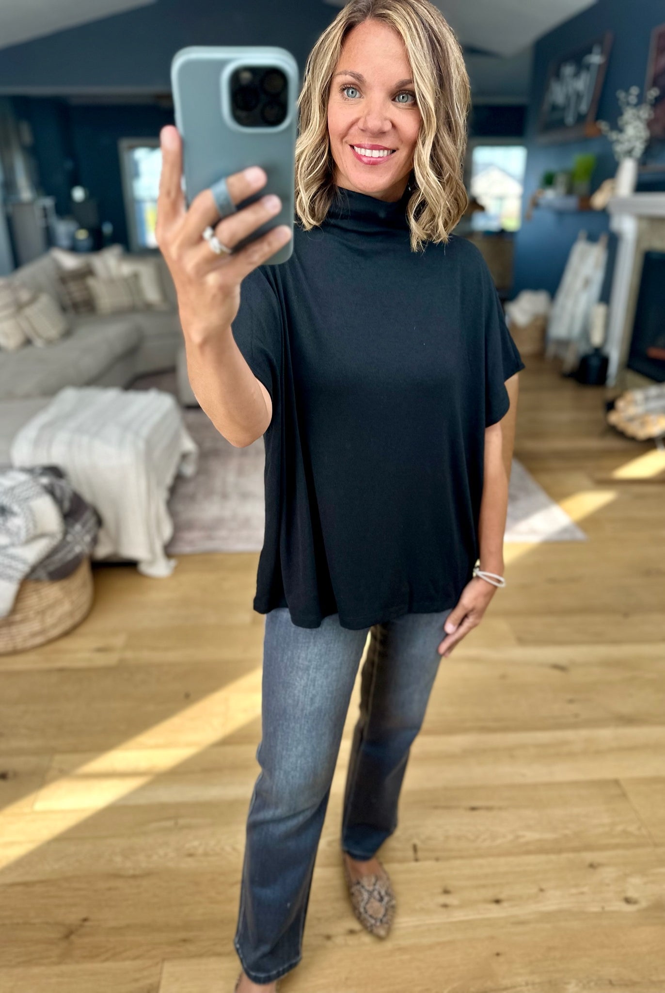 All The Possibilities Mock-Neck Top-Entro-Anna Kaytes Boutique, Women's Fashion Boutique in Grinnell, Iowa