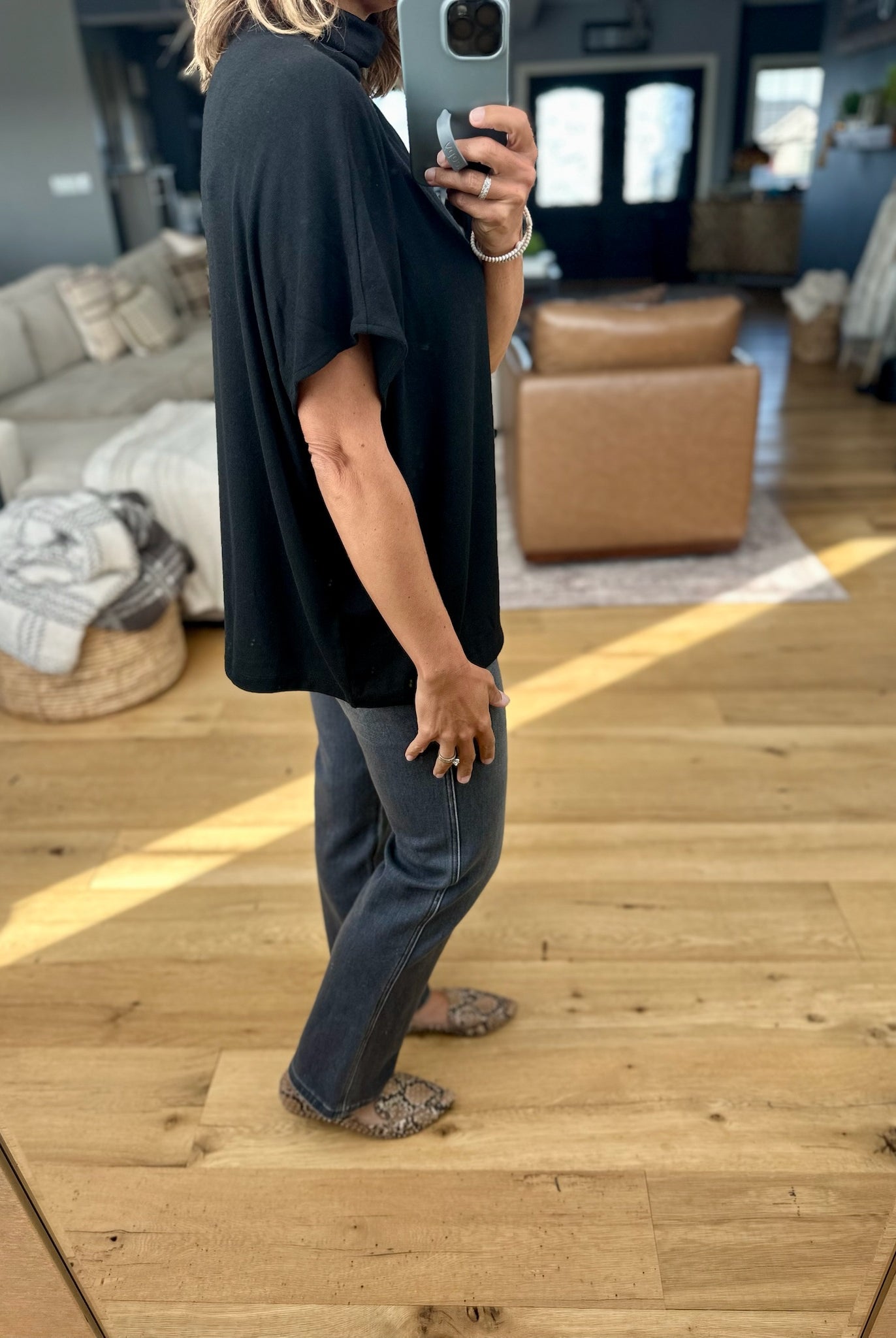 All The Possibilities Mock-Neck Top-Entro-Anna Kaytes Boutique, Women's Fashion Boutique in Grinnell, Iowa