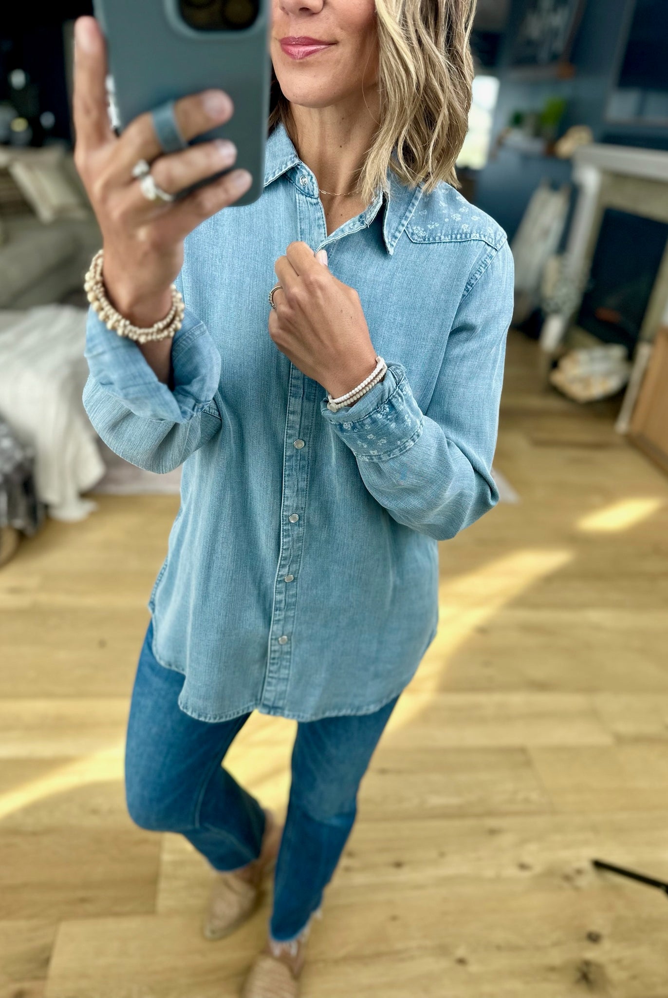 **Easy Days Tencel Button-Down-Thread & Supply-Anna Kaytes Boutique, Women's Fashion Boutique in Grinnell, Iowa