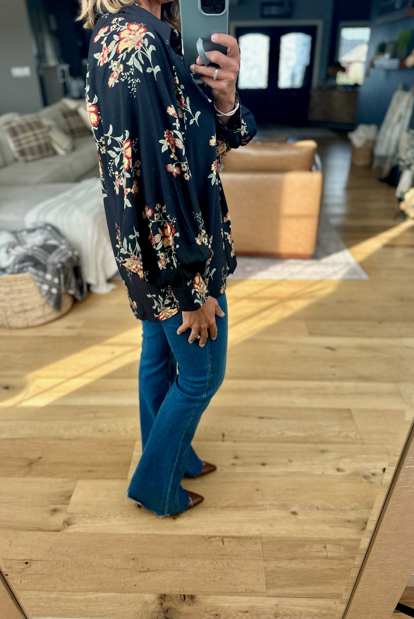 Moonlight Flowers Button-Down Top-Entro-Anna Kaytes Boutique, Women's Fashion Boutique in Grinnell, Iowa