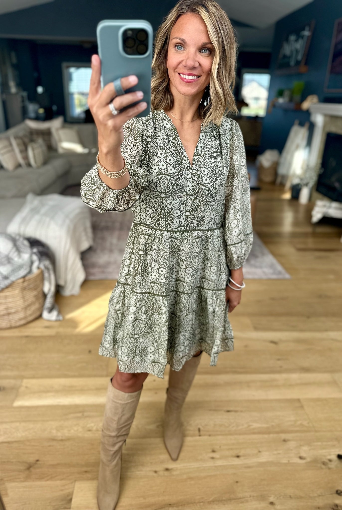 Trusting Fall Floral Dress-Skies Are Blue-Anna Kaytes Boutique, Women's Fashion Boutique in Grinnell, Iowa