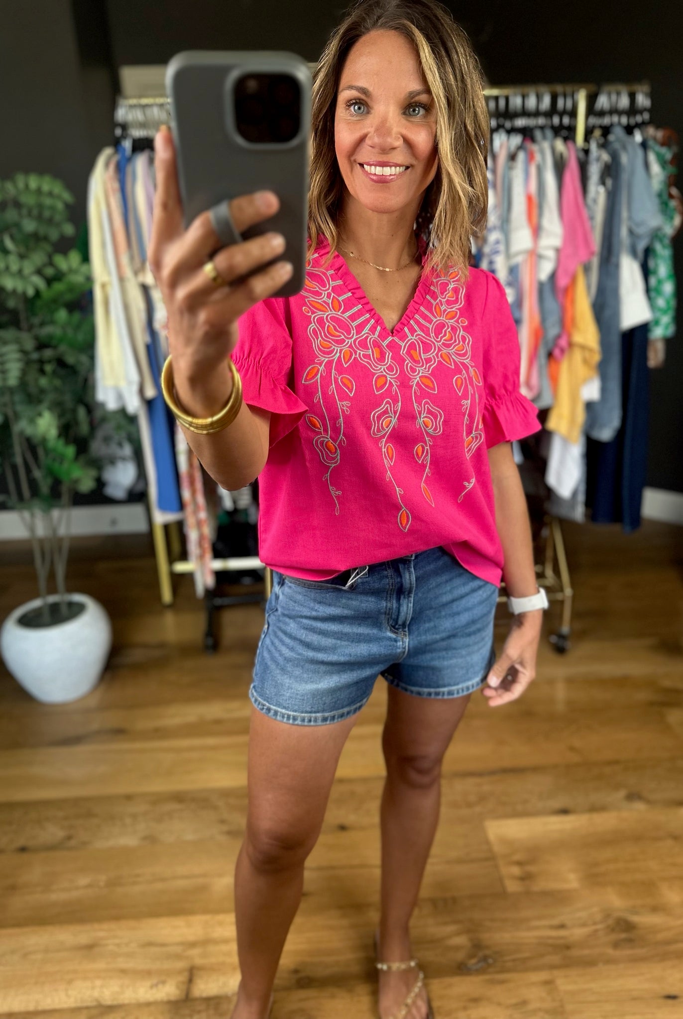 Make Things Special Embroidered Top-Short Sleeves-voy-Anna Kaytes Boutique, Women's Fashion Boutique in Grinnell, Iowa