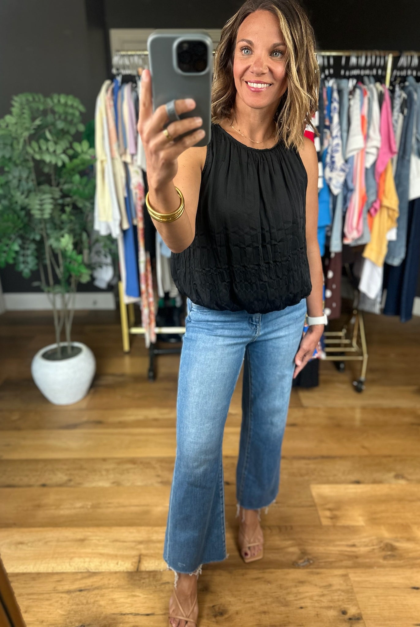 Stand My Ground Bubble-Hem Top-Sleeveless-ee:some-Anna Kaytes Boutique, Women's Fashion Boutique in Grinnell, Iowa