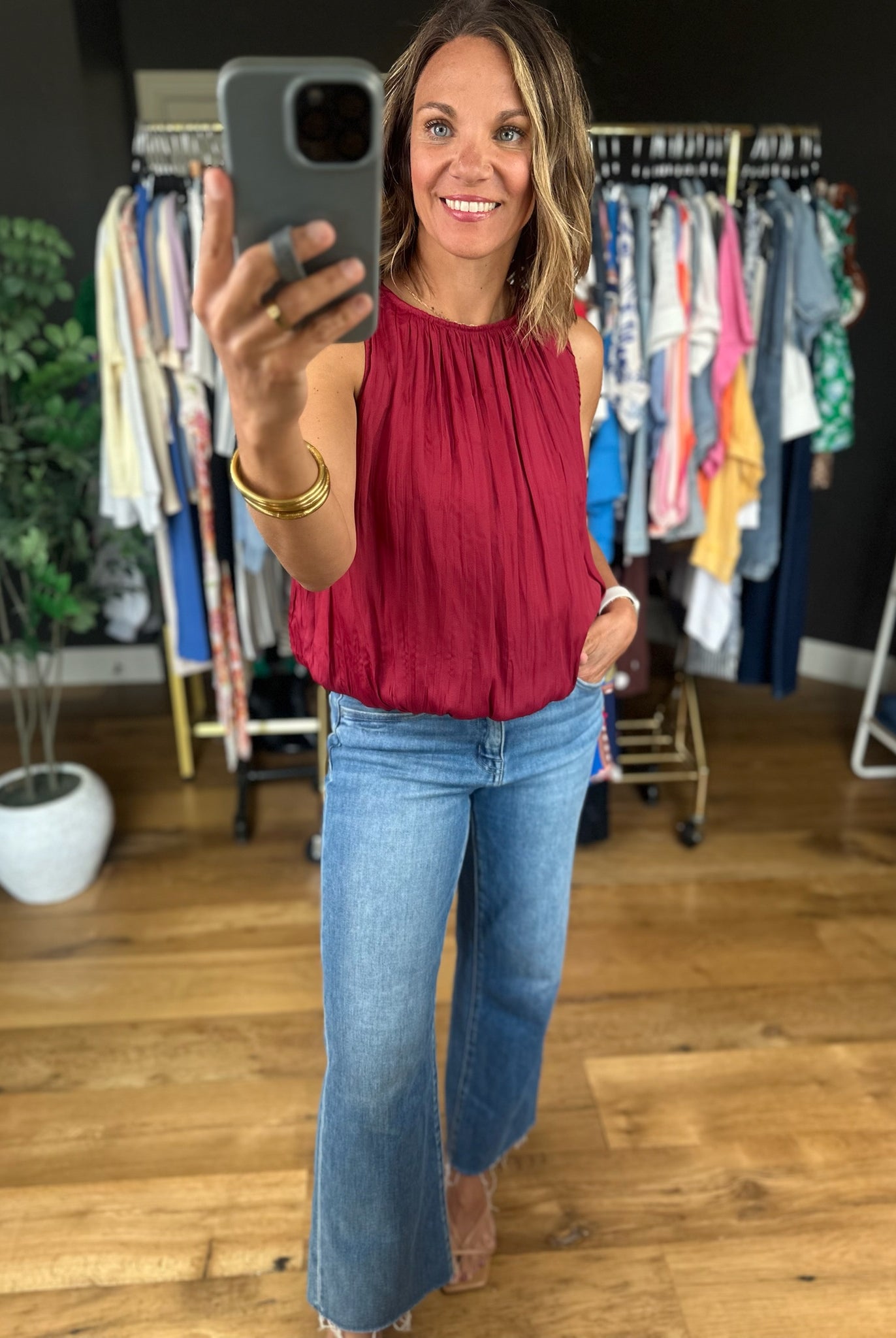 Stand My Ground Bubble-Hem Top-Sleeveless-ee:some-Anna Kaytes Boutique, Women's Fashion Boutique in Grinnell, Iowa