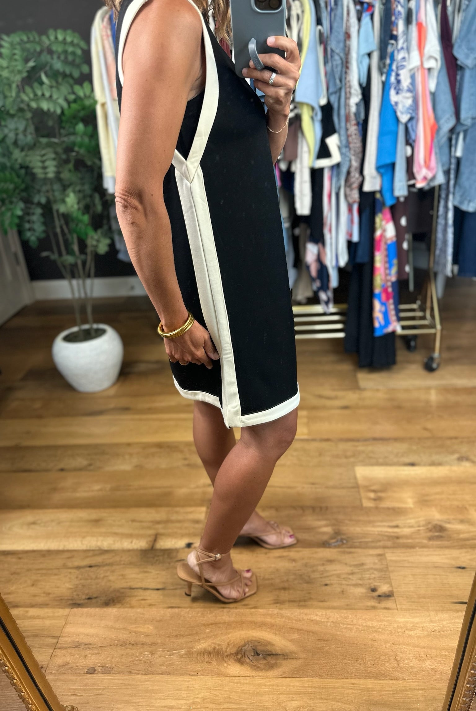 Good Energy Scuba V-Neck Dress-Dresses-Entro-Anna Kaytes Boutique, Women's Fashion Boutique in Grinnell, Iowa