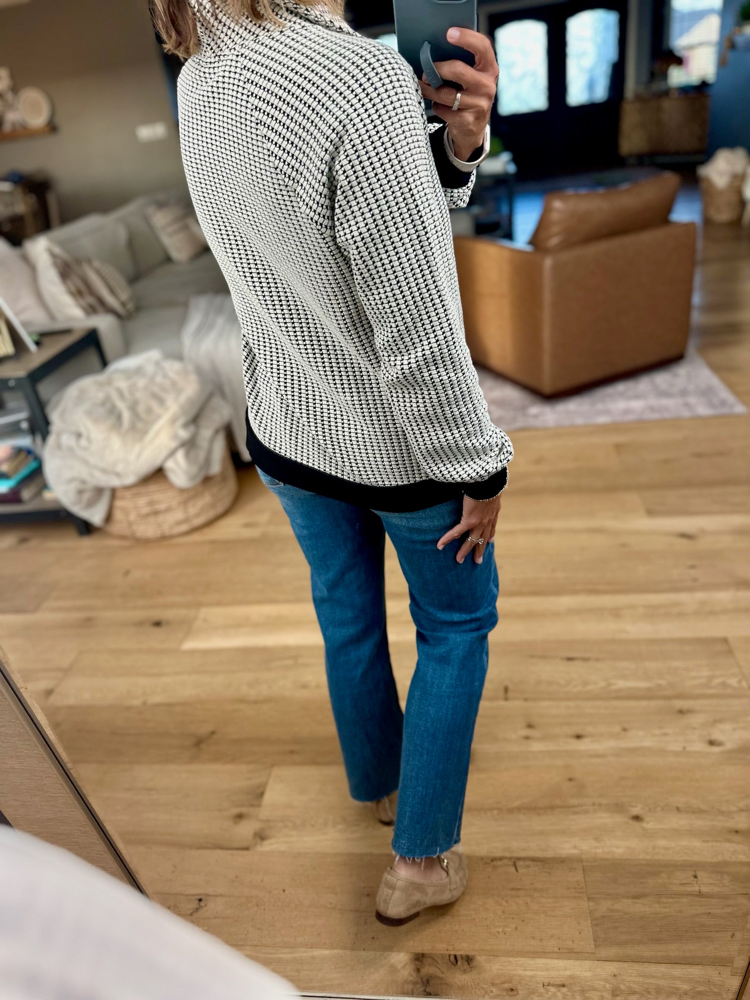 Think Of Me Textured Pullover (PRE-ORDER FOR BLACK/WHITE TO SHIP ETA 11/17; HEATHER GREY IN STOCK)-sweater-Doe & Rae-Anna Kaytes Boutique, Women's Fashion Boutique in Grinnell, Iowa