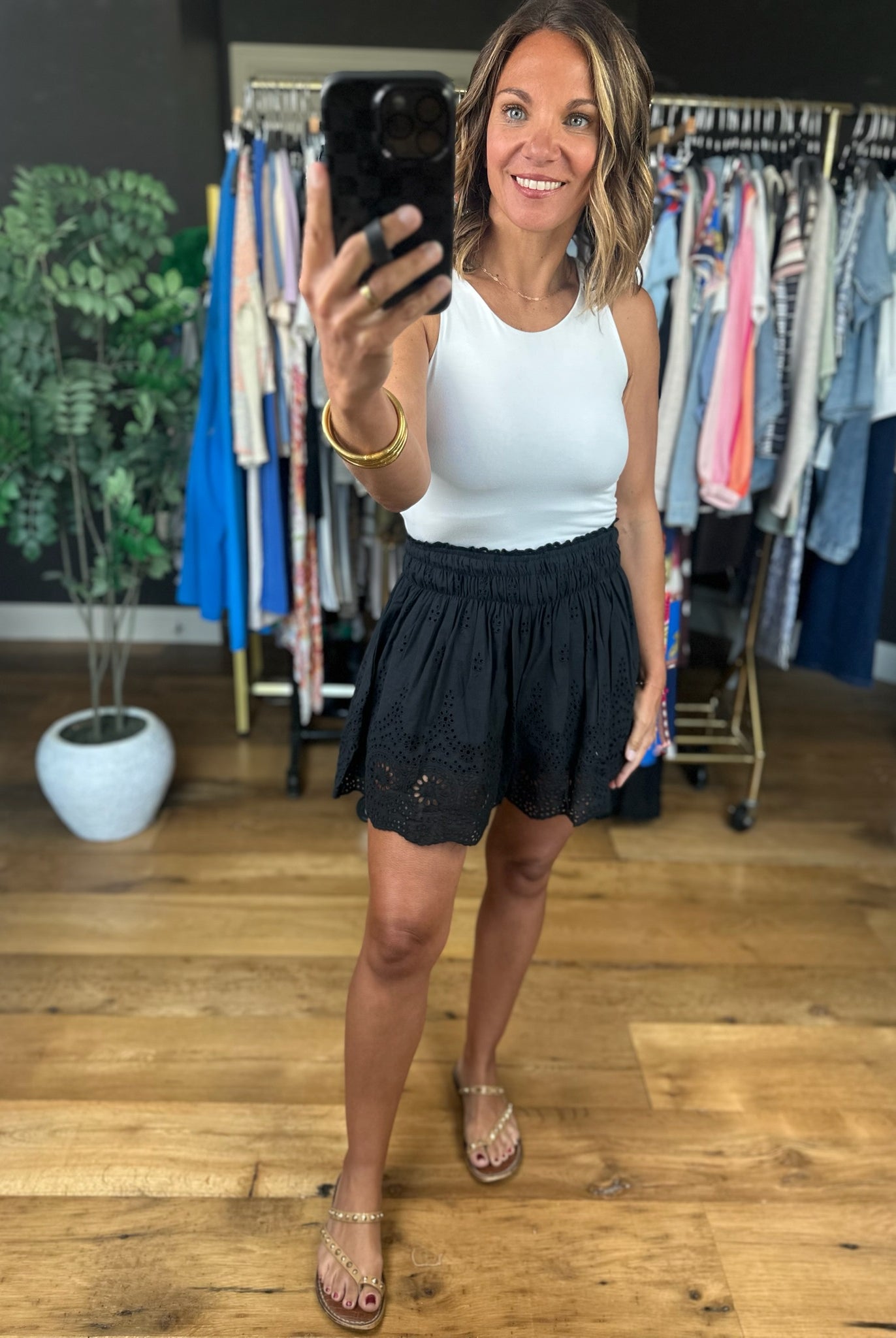 She's All That Eyelet-Detail Shorts-Shorts-Entro-Anna Kaytes Boutique, Women's Fashion Boutique in Grinnell, Iowa