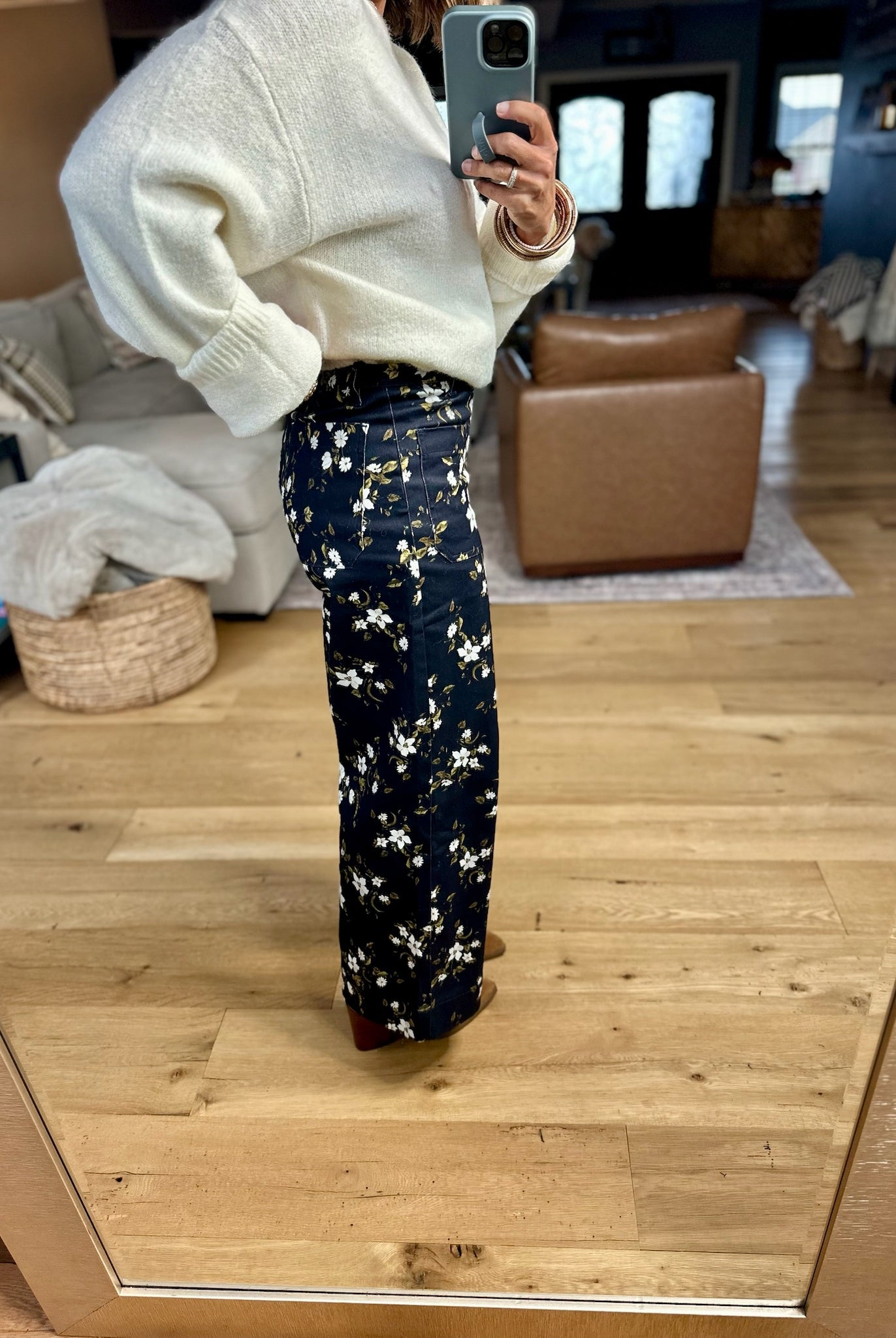 Piece Of Mind Floral Ankle Pant-Entro-Anna Kaytes Boutique, Women's Fashion Boutique in Grinnell, Iowa