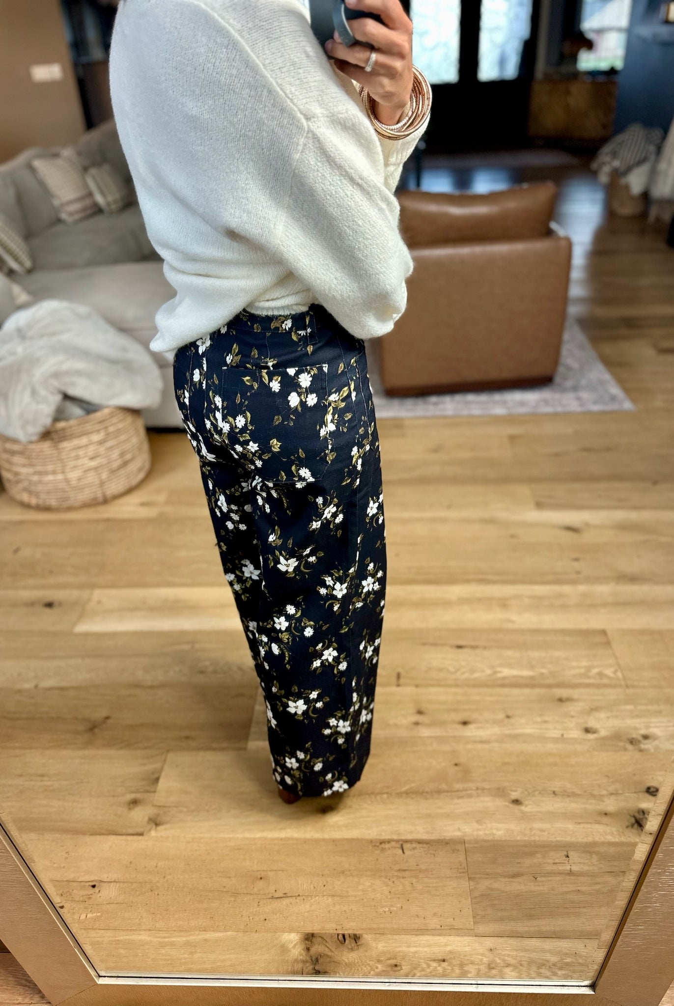 Piece Of Mind Floral Ankle Pant-Entro-Anna Kaytes Boutique, Women's Fashion Boutique in Grinnell, Iowa