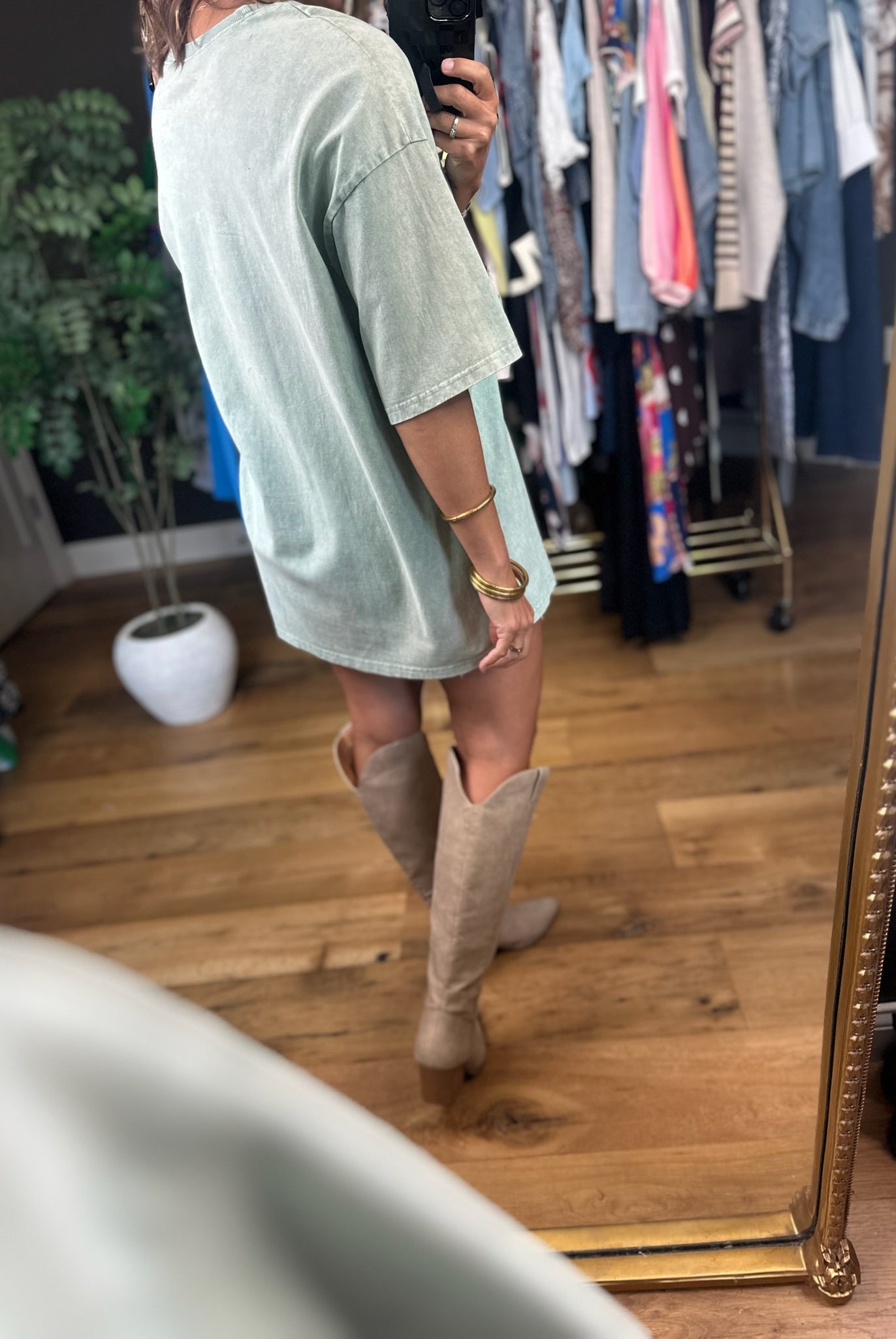 Showed Up In Boots Graphic Tee-Short Sleeves-Easel-Anna Kaytes Boutique, Women's Fashion Boutique in Grinnell, Iowa