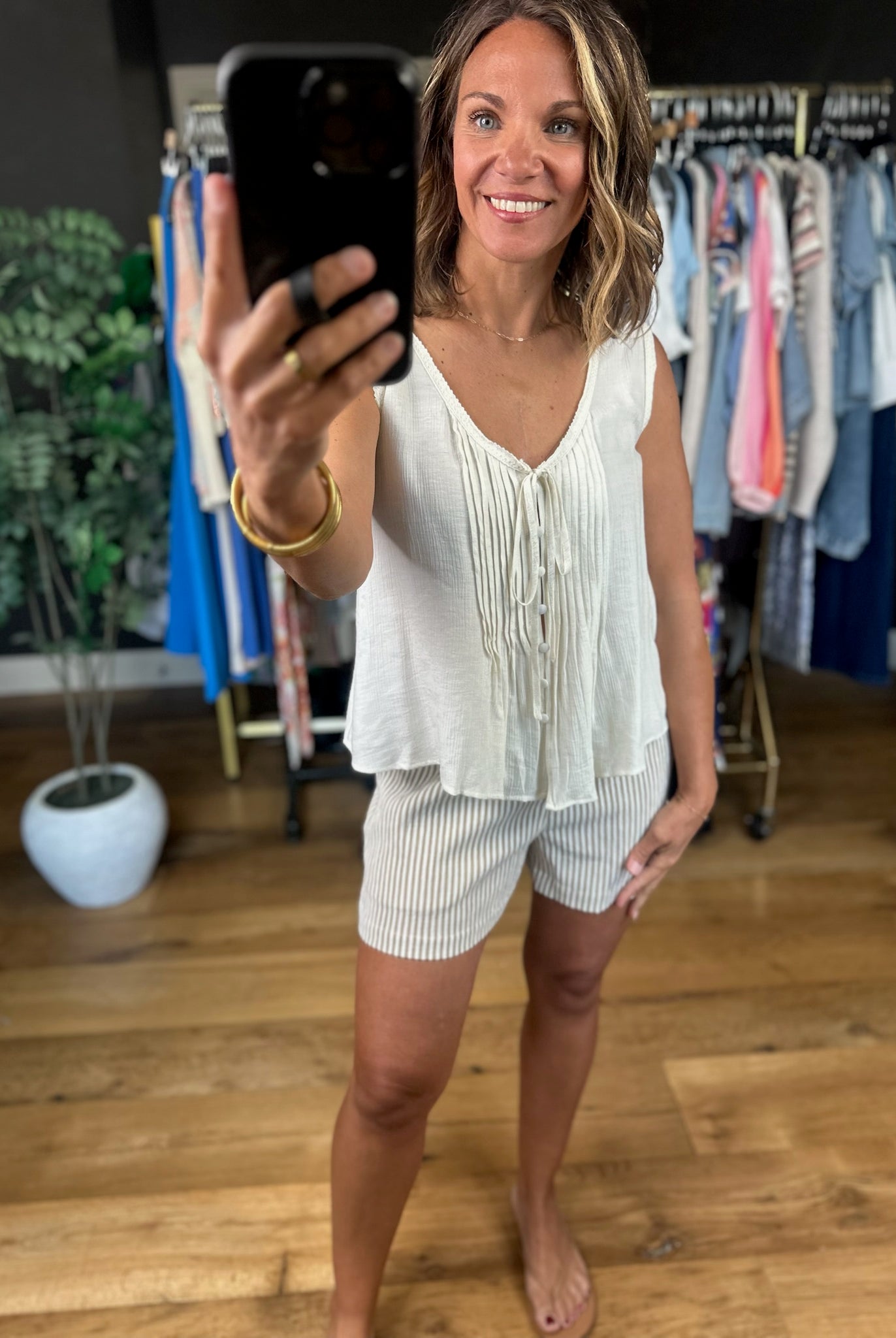 Sweet & Simple Linen Top-Sleeveless-Blu Pepper-Anna Kaytes Boutique, Women's Fashion Boutique in Grinnell, Iowa
