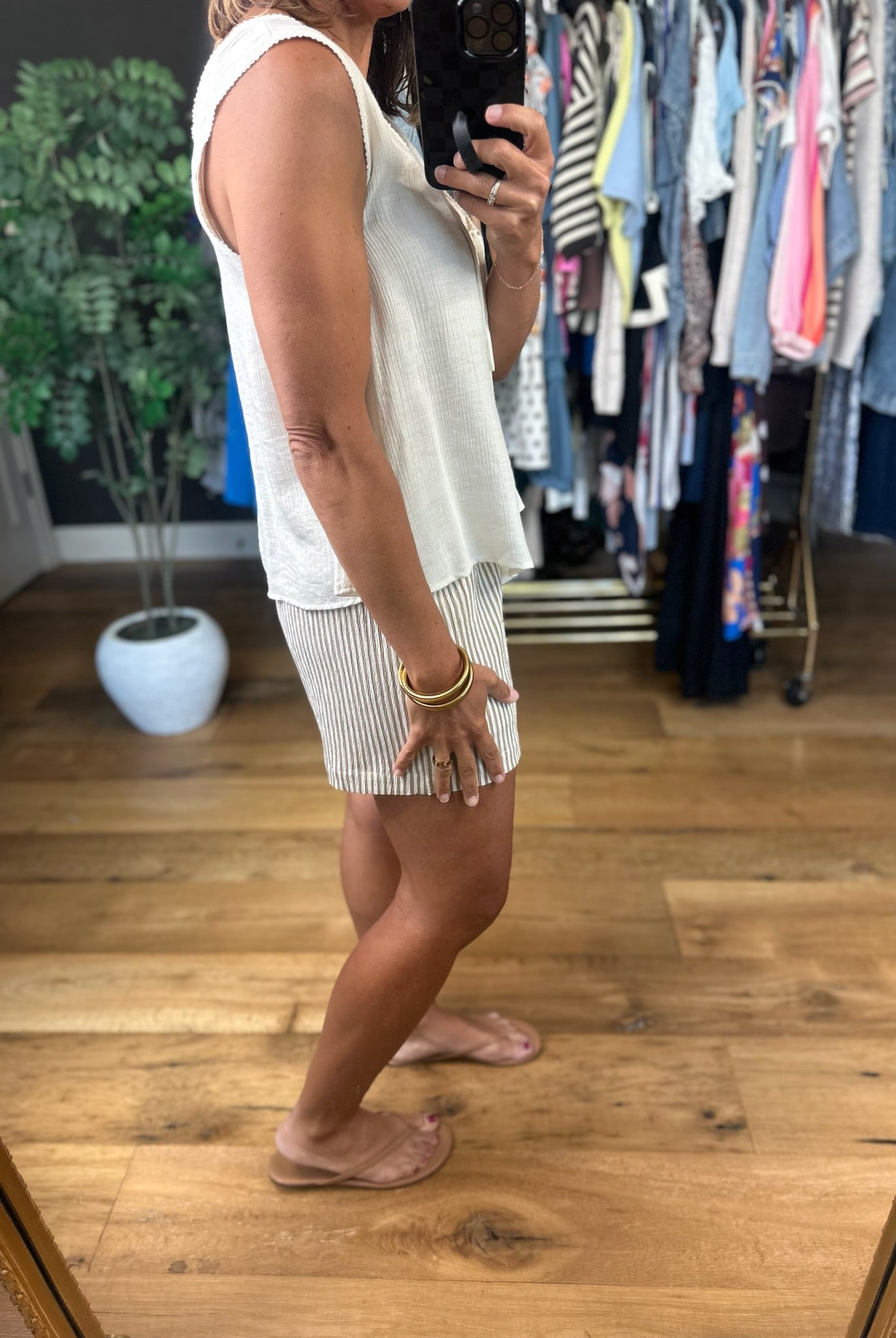 Sweet & Simple Linen Top-Sleeveless-Blu Pepper-Anna Kaytes Boutique, Women's Fashion Boutique in Grinnell, Iowa