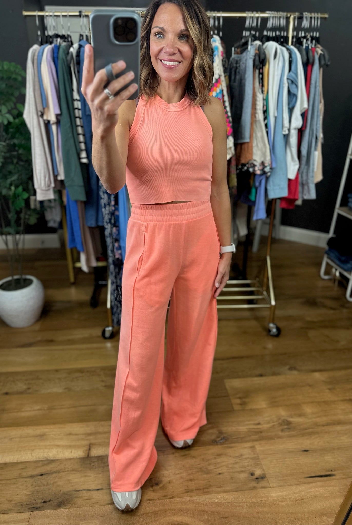 The Right Mood Crop Tank + Pant Set-Pants-La Biz-Anna Kaytes Boutique, Women's Fashion Boutique in Grinnell, Iowa