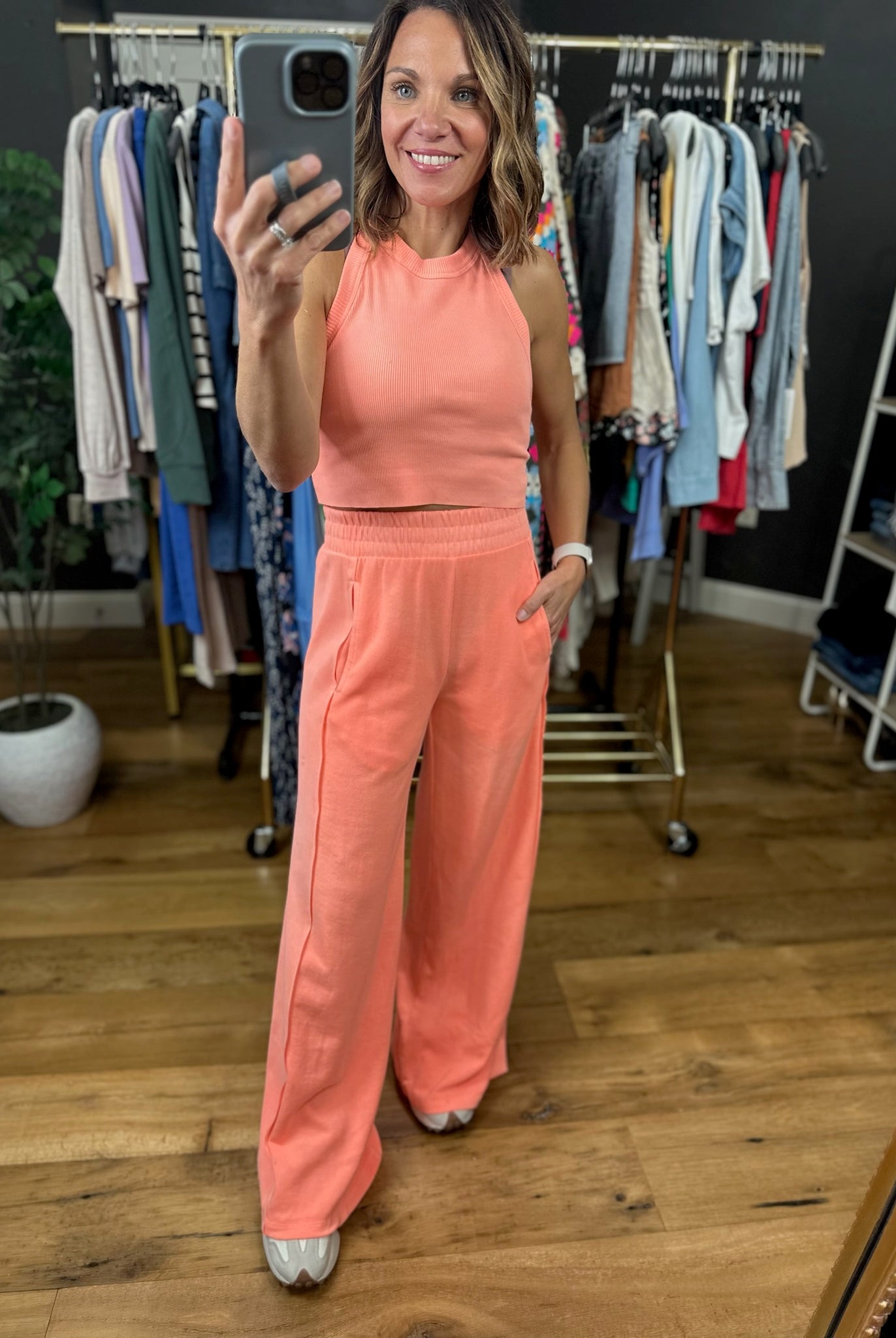 The Right Mood Crop Tank + Pant Set-Pants-La Biz-Anna Kaytes Boutique, Women's Fashion Boutique in Grinnell, Iowa