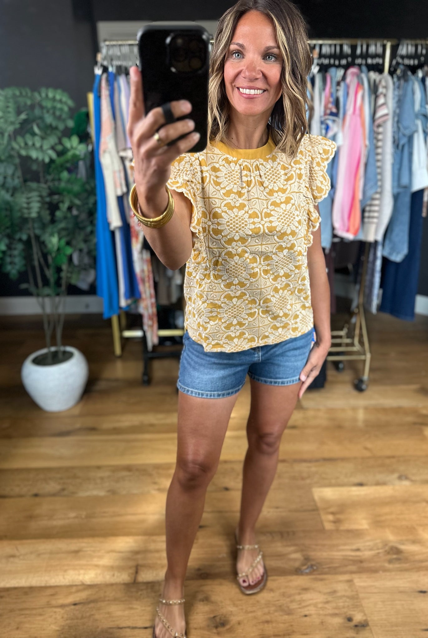 Summer Choices Flutter-Sleeve Top-Short Sleeves-voy-Anna Kaytes Boutique, Women's Fashion Boutique in Grinnell, Iowa