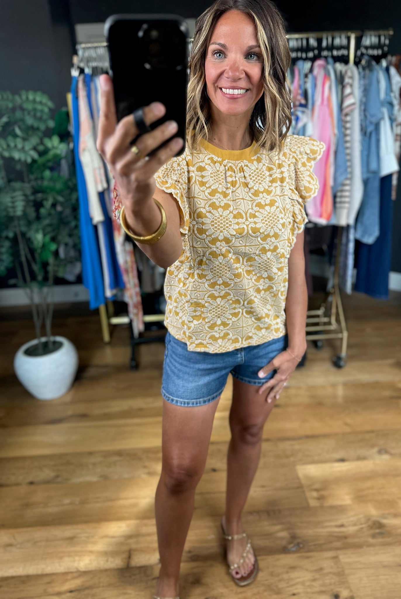 Summer Choices Flutter-Sleeve Top-Short Sleeves-voy-Anna Kaytes Boutique, Women's Fashion Boutique in Grinnell, Iowa